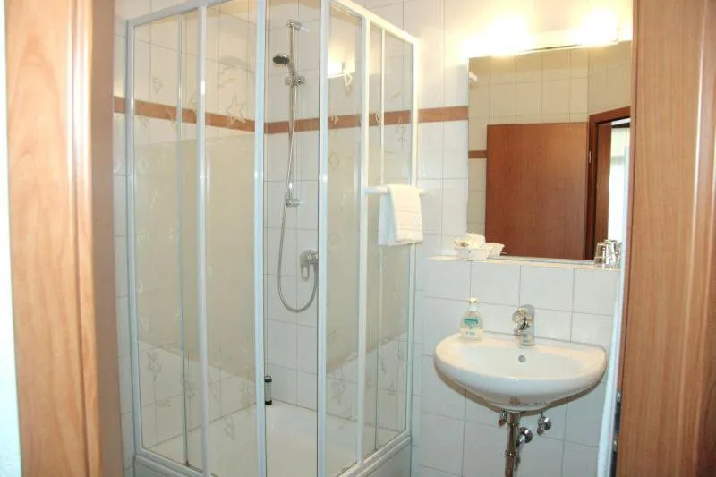 Bathroom in Hotel Kempf