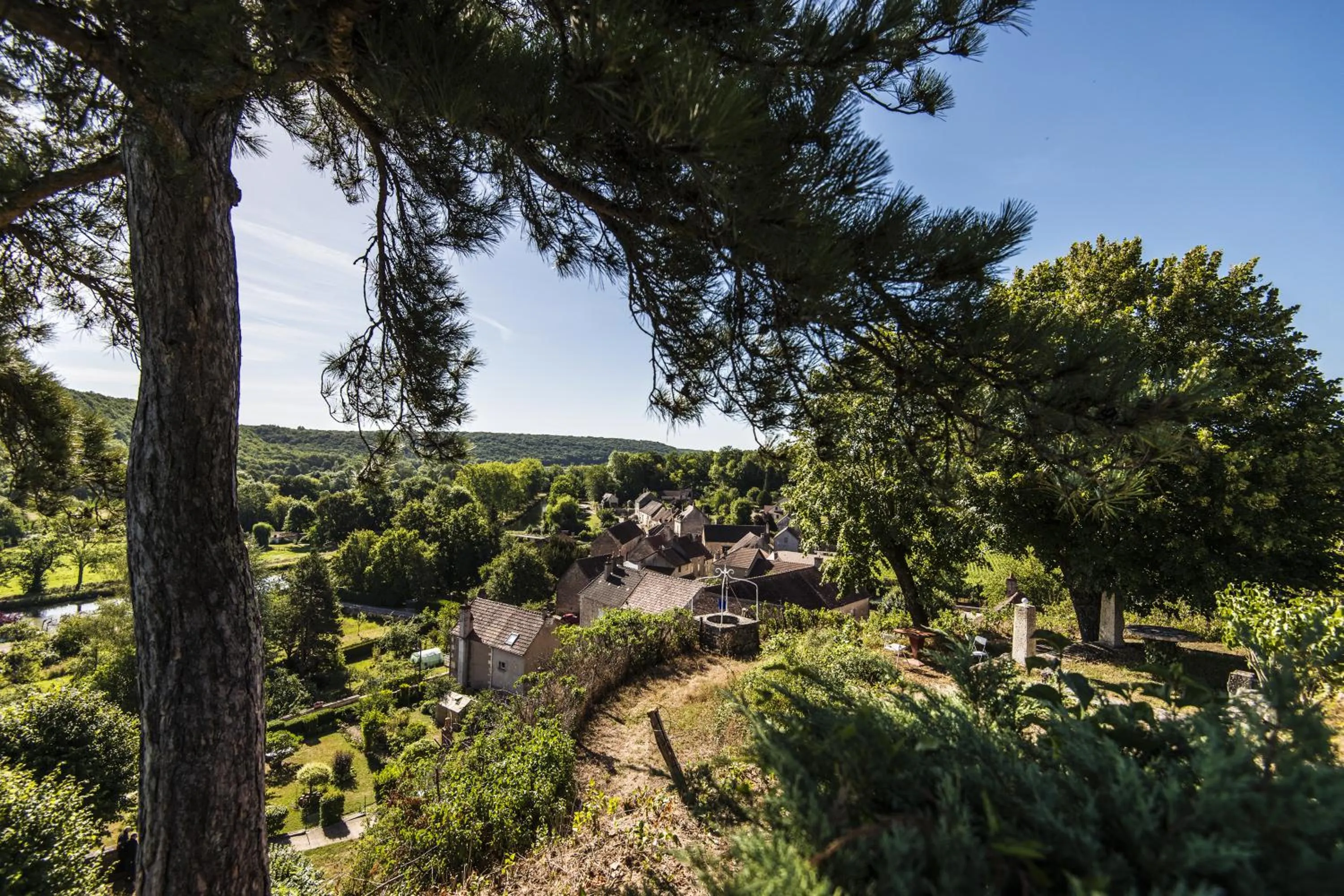 Garden in Le Domaine des Carriers - Gites