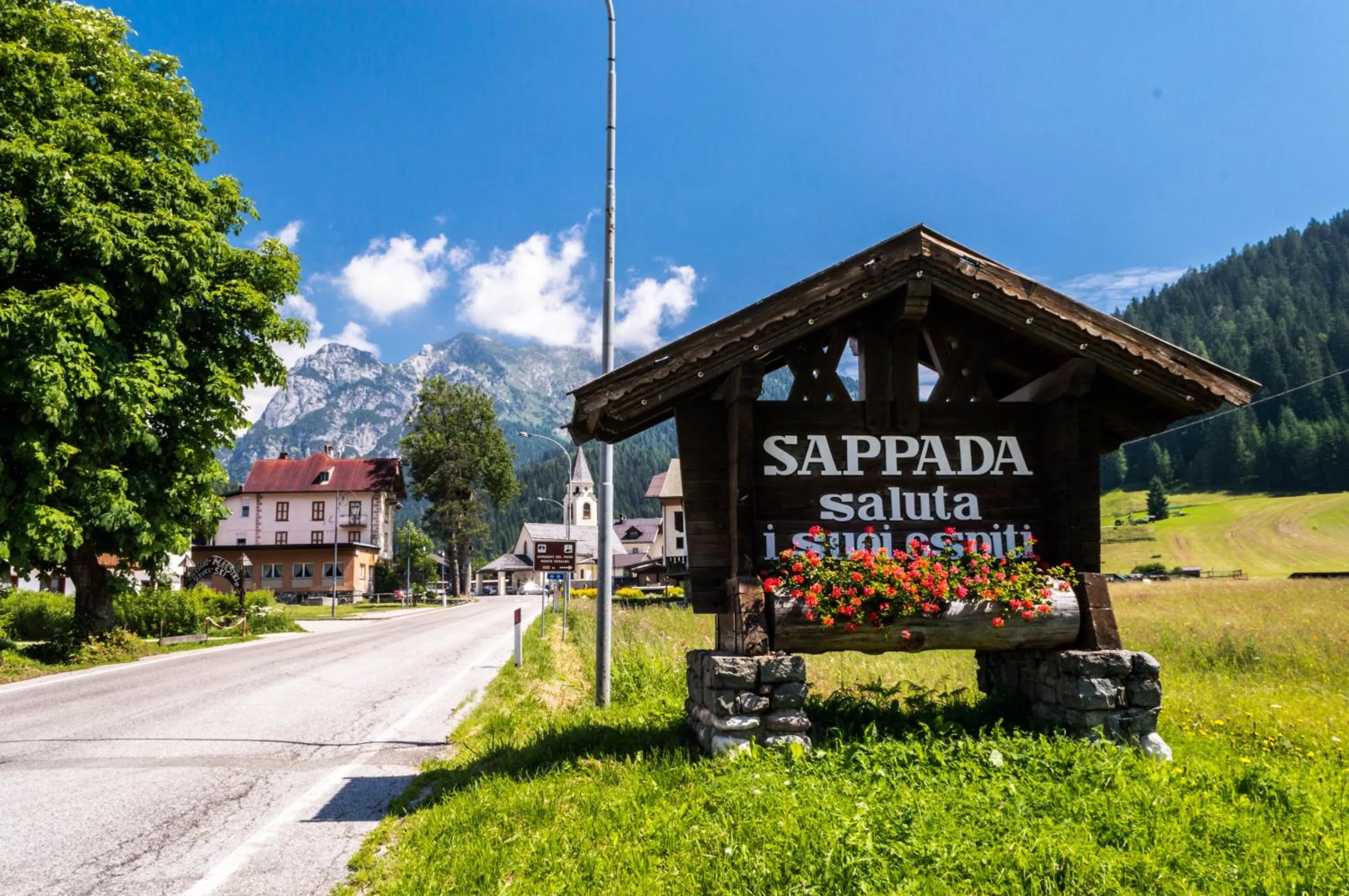 Natural landscape in Maison Boutique Fior d'Alpe