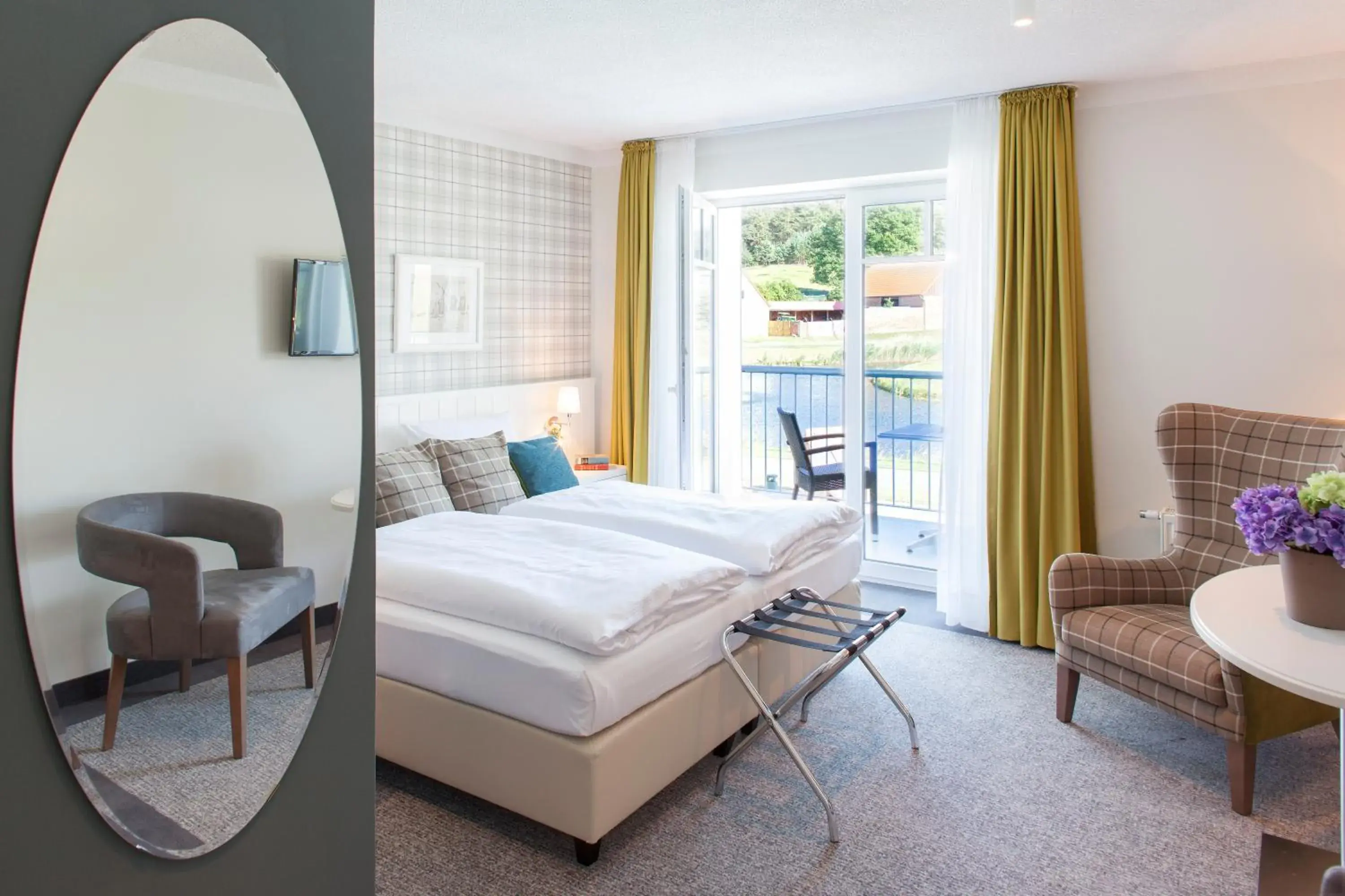 Comfort Double Room with View of the Golf Course in Dorint Resort Baltic Hills Usedom Comfort Double Room with View of the Golf Course in Dorint Resort Baltic Hills Usedom