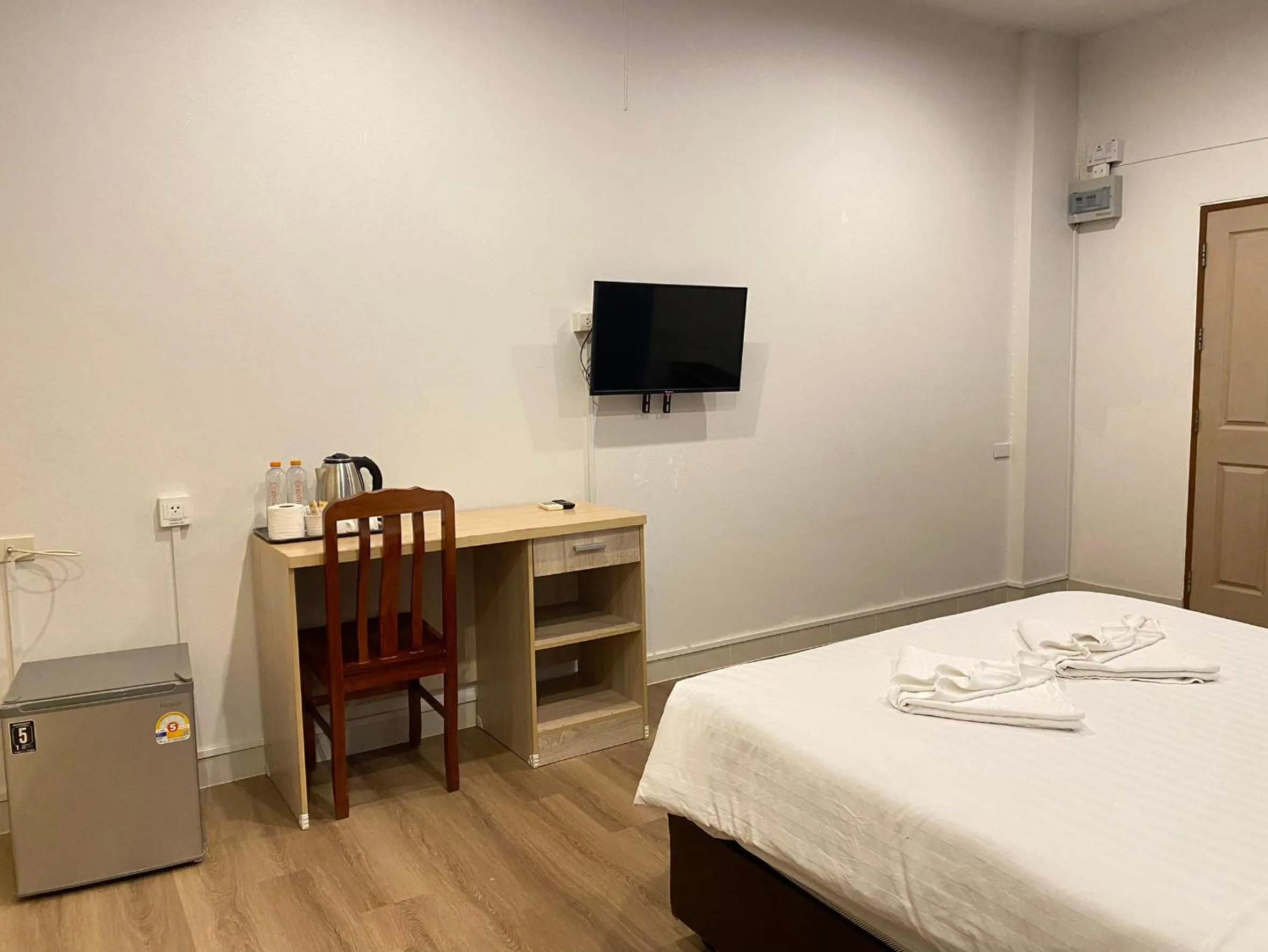 Bed in Crystal Resort Korat