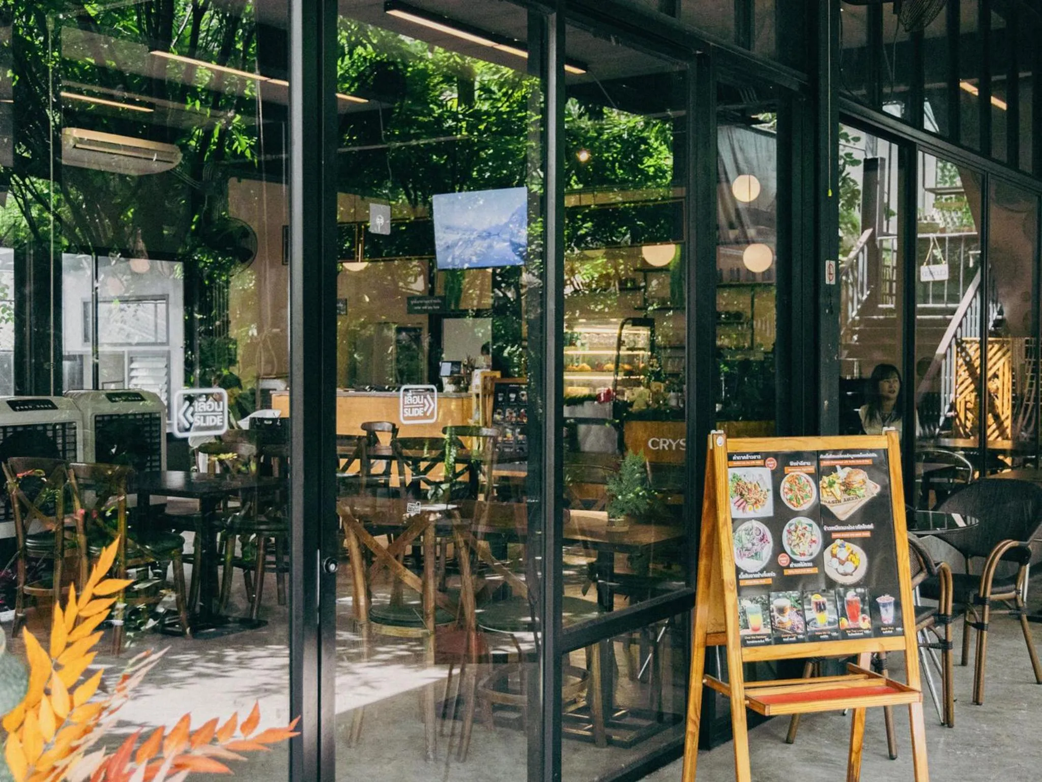 Restaurant/places to eat in Crystal Resort Korat