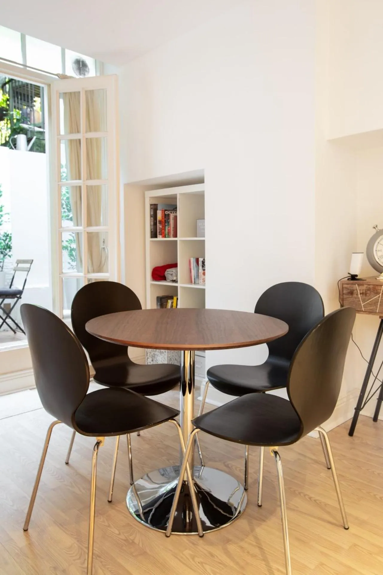 Spacious 1 bed Sloane Square