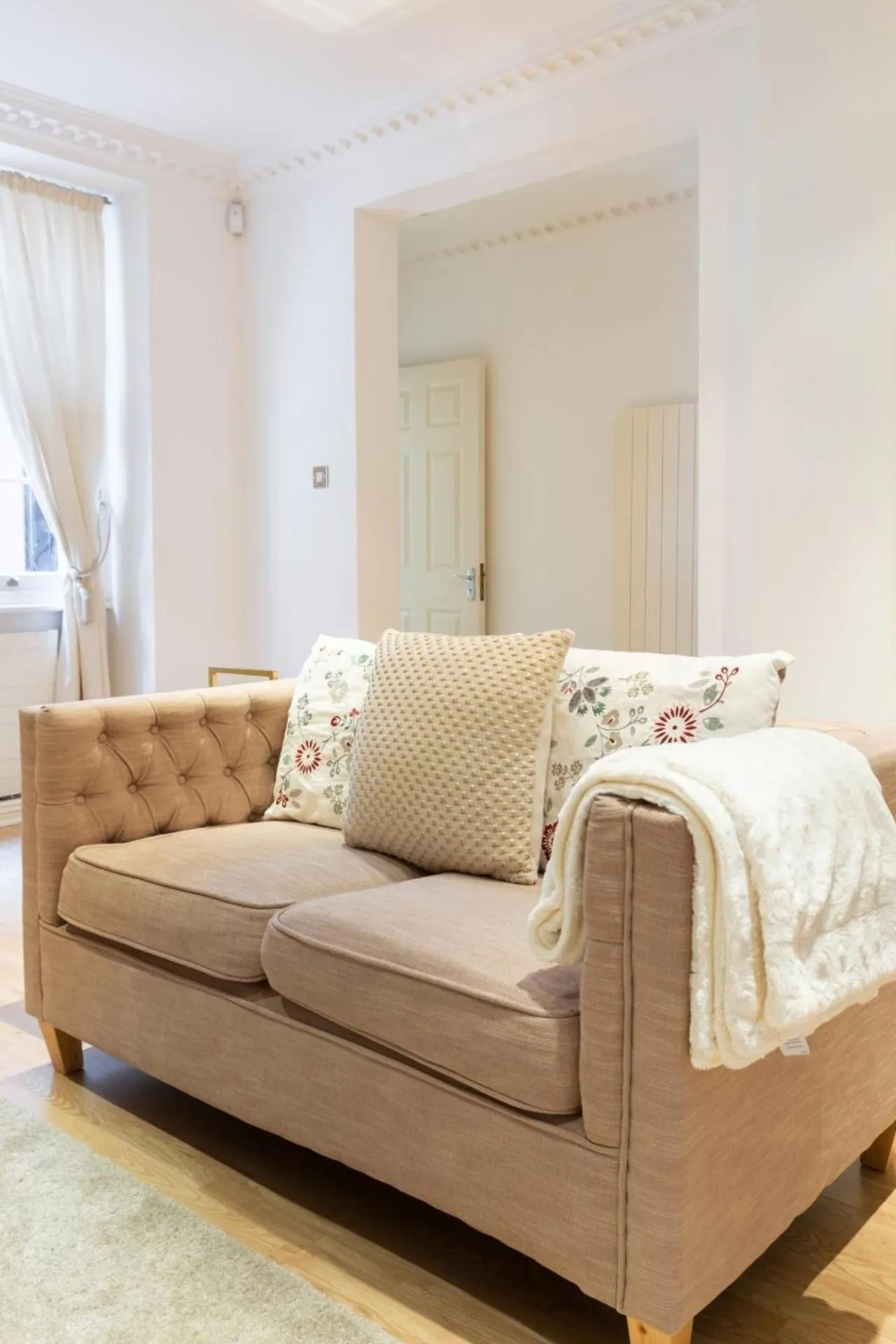 Spacious 1 bed Sloane Square