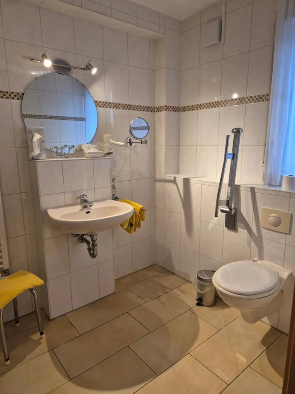 Bathroom in Hotel zur Waage