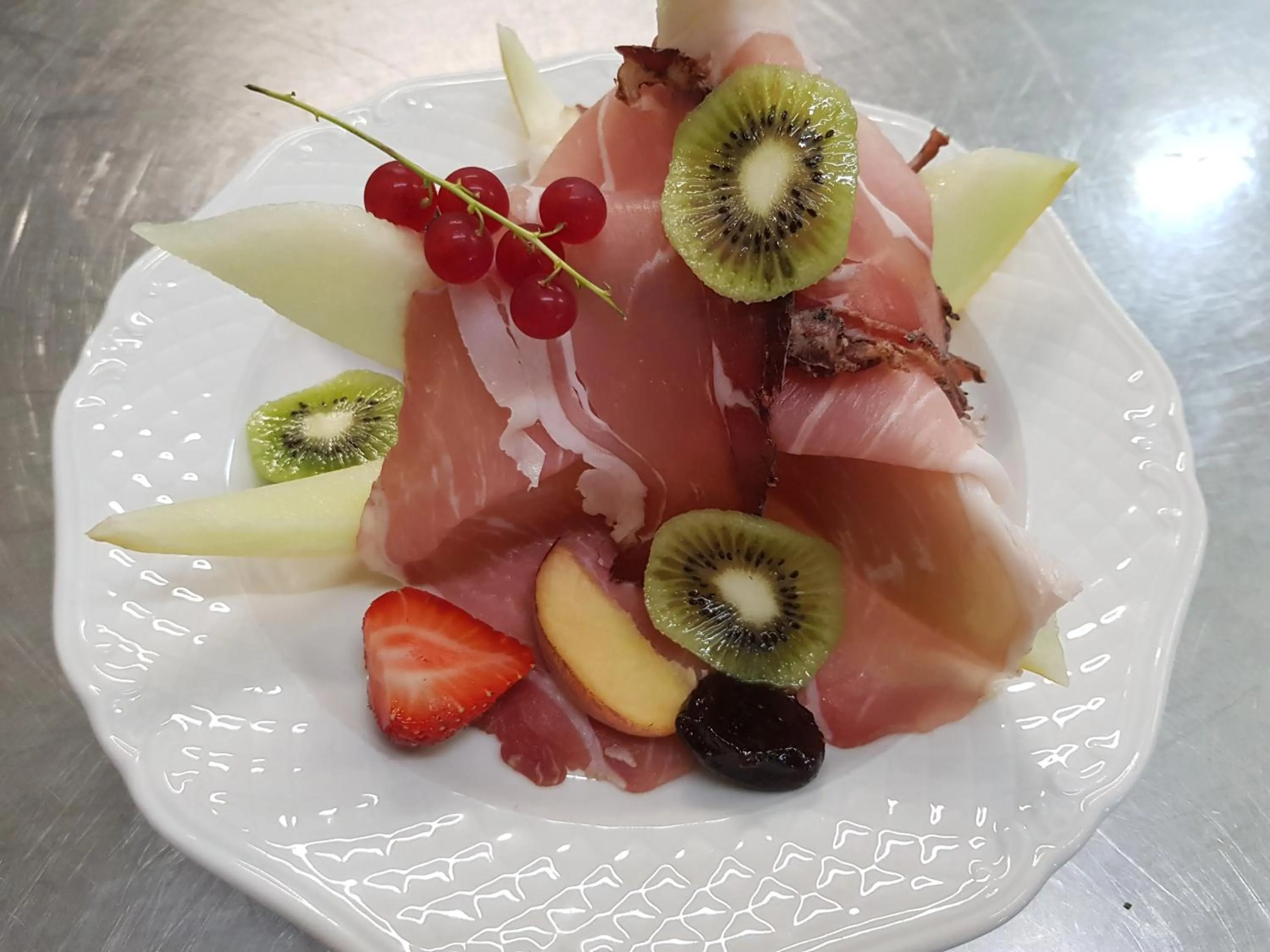 Food and drinks in Hotel zur Waage