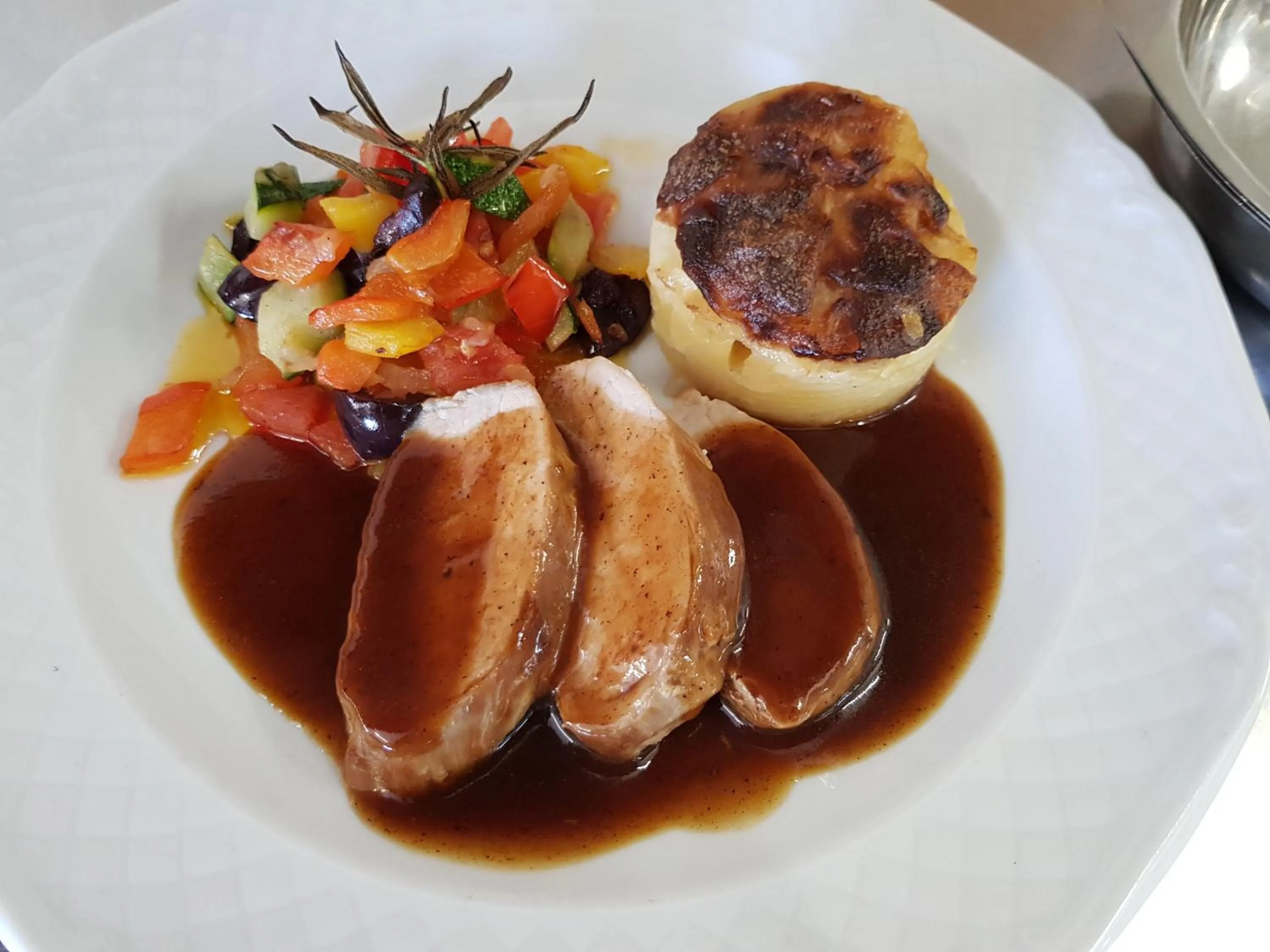 Food and drinks in Hotel zur Waage