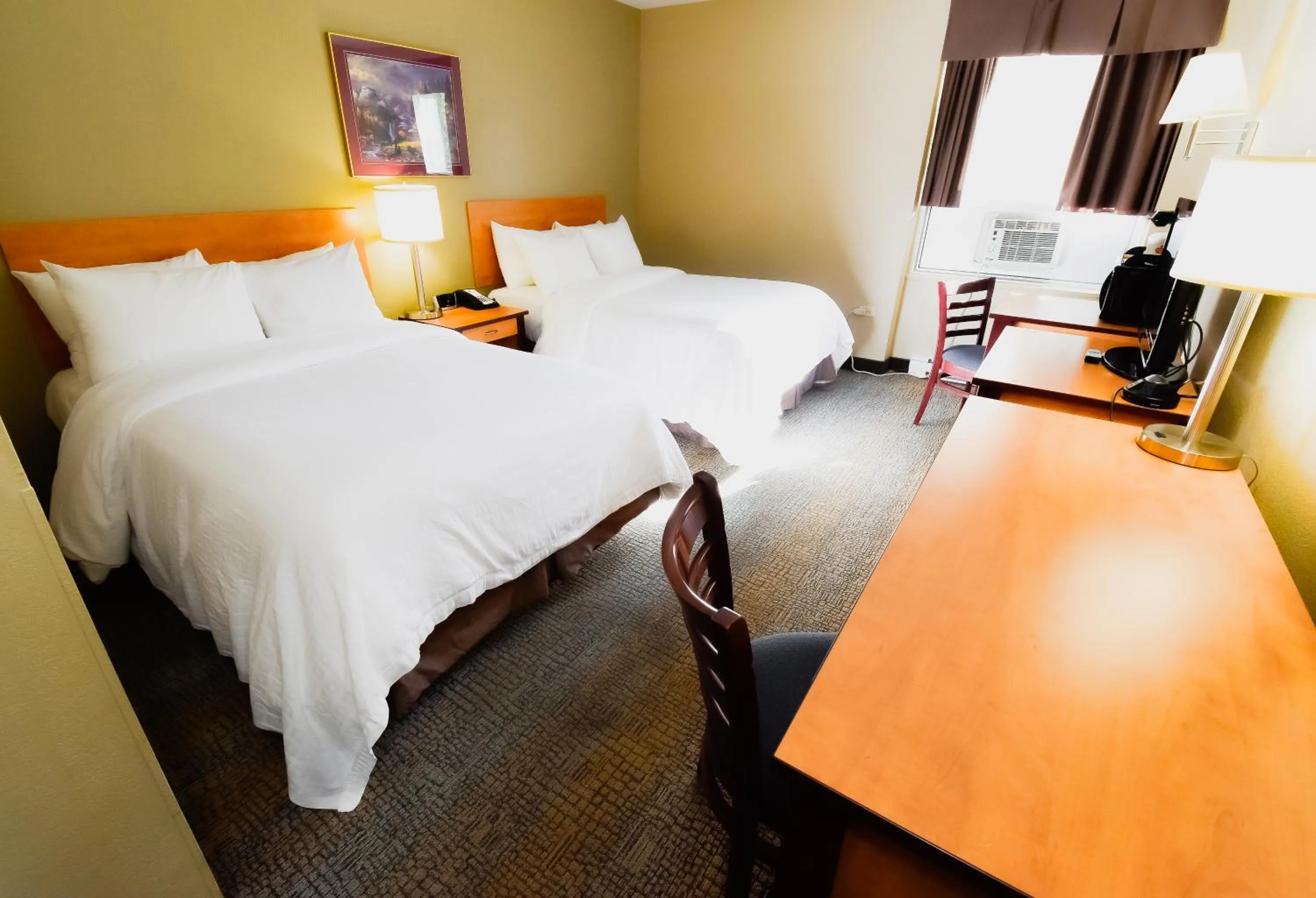 Photo of the whole room, Bed in Canad Inns Destination Centre Windsor Park