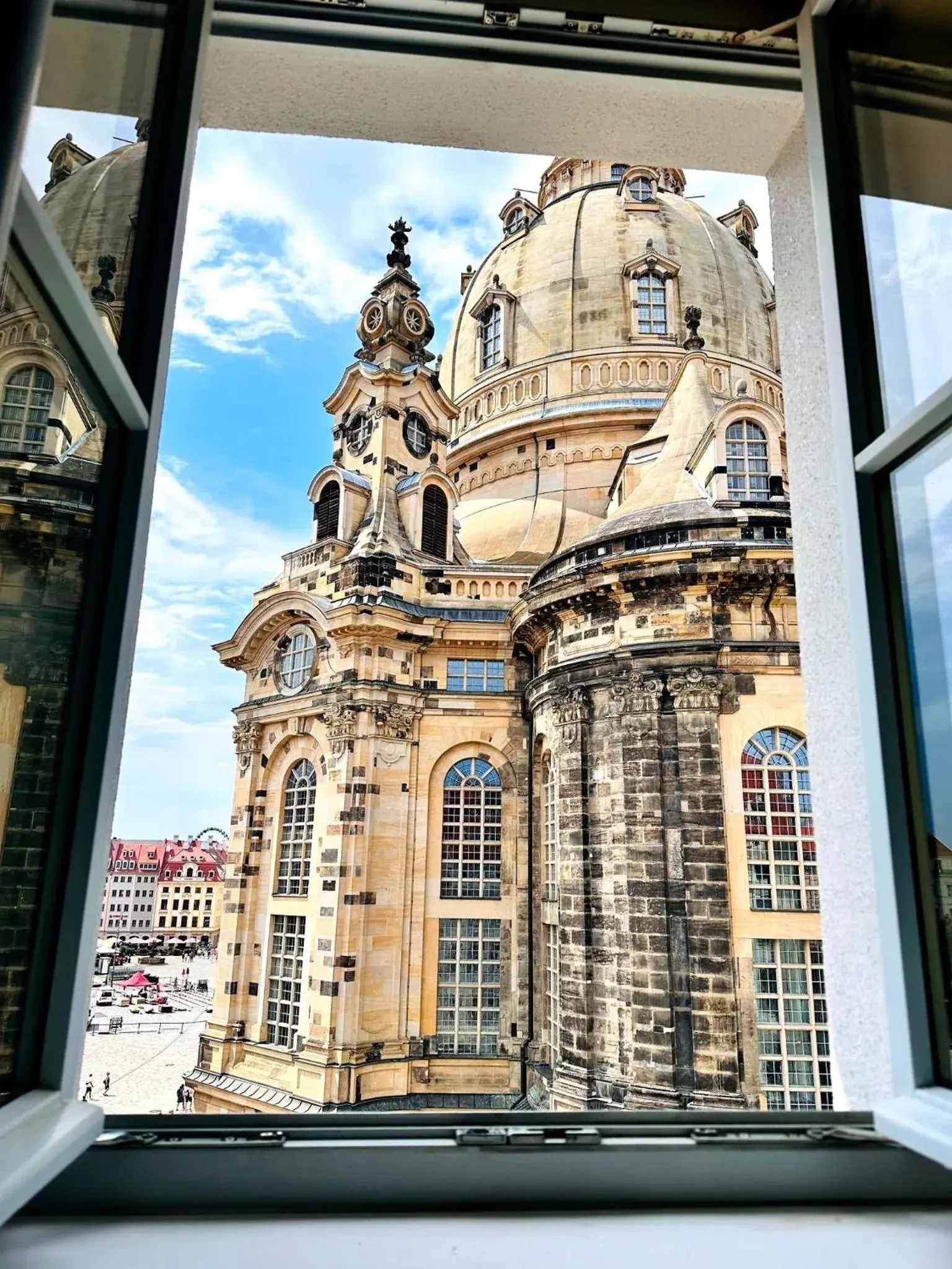 Executive Suite with View - single occupancy in Hotel Suitess Executive Suite with View - single occupancy in Hotel Suitess