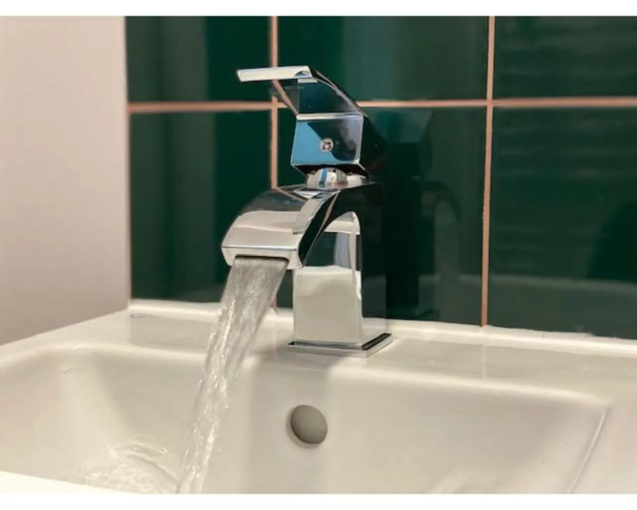 Bathroom in Townhouse PLUS @ Lower Beth Street Stoke