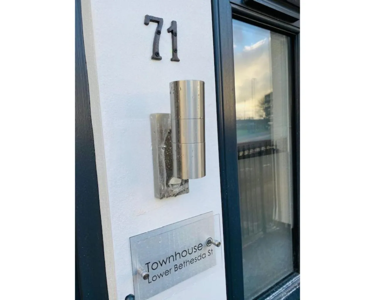 Property building in Townhouse PLUS @ Lower Beth Street Stoke