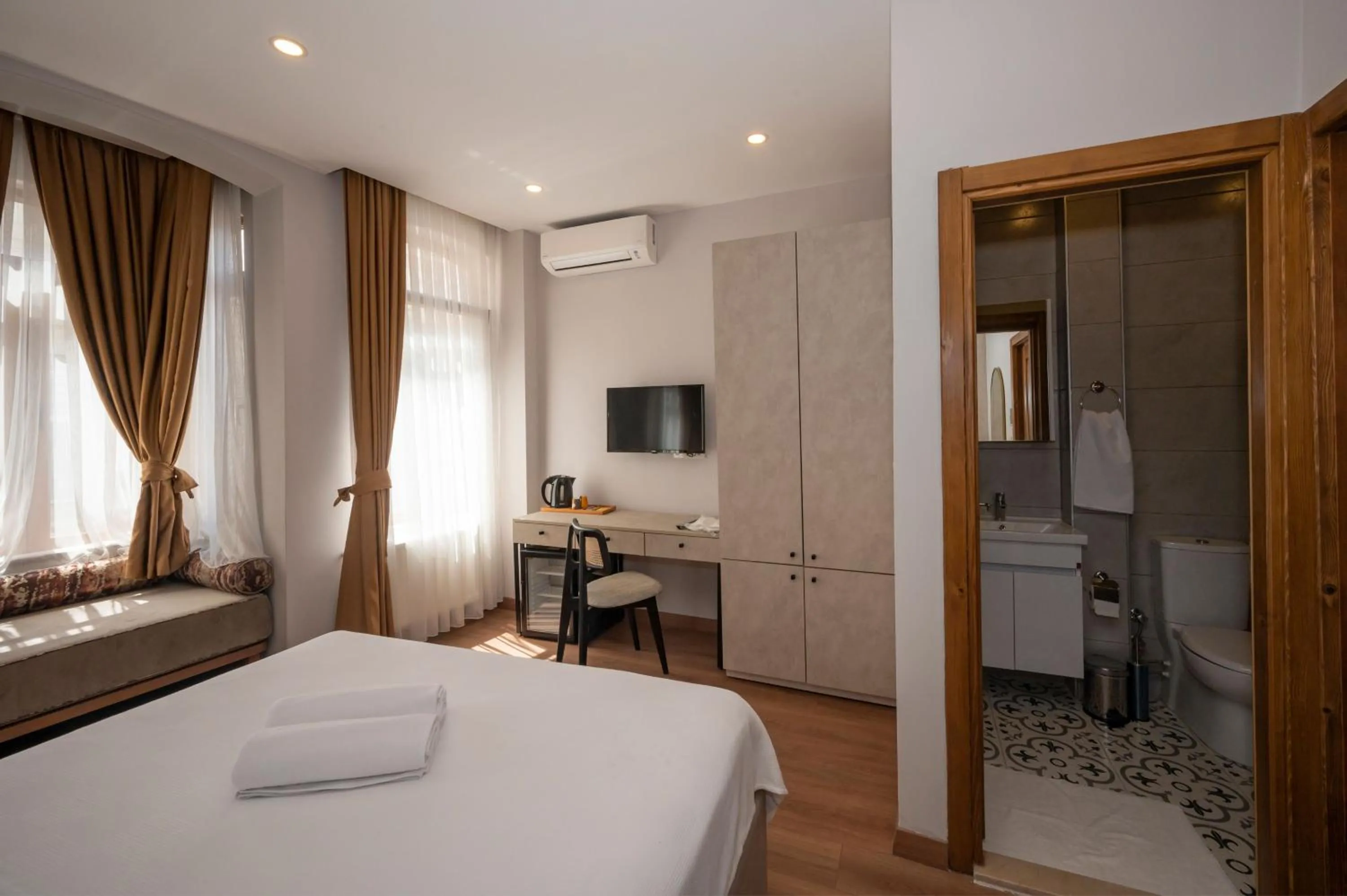 Bed in Taksim suıte