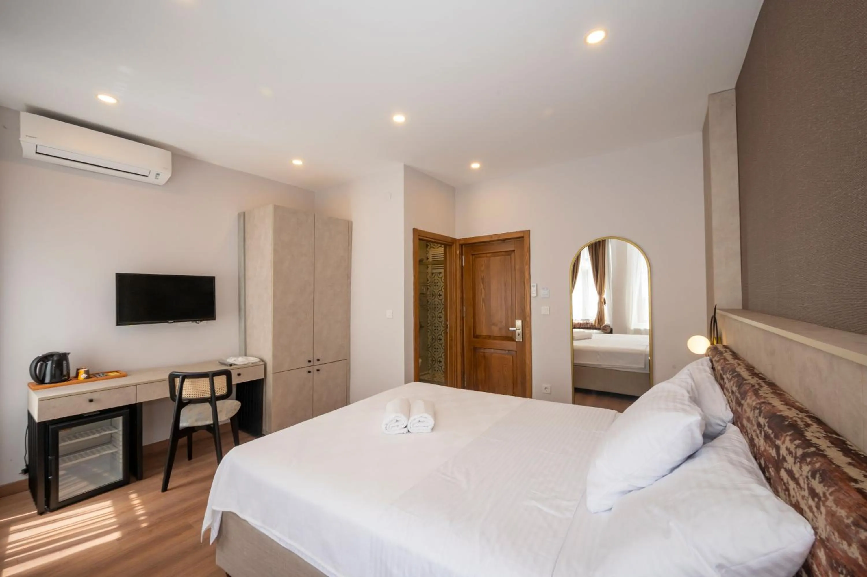 Bed in Taksim suıte