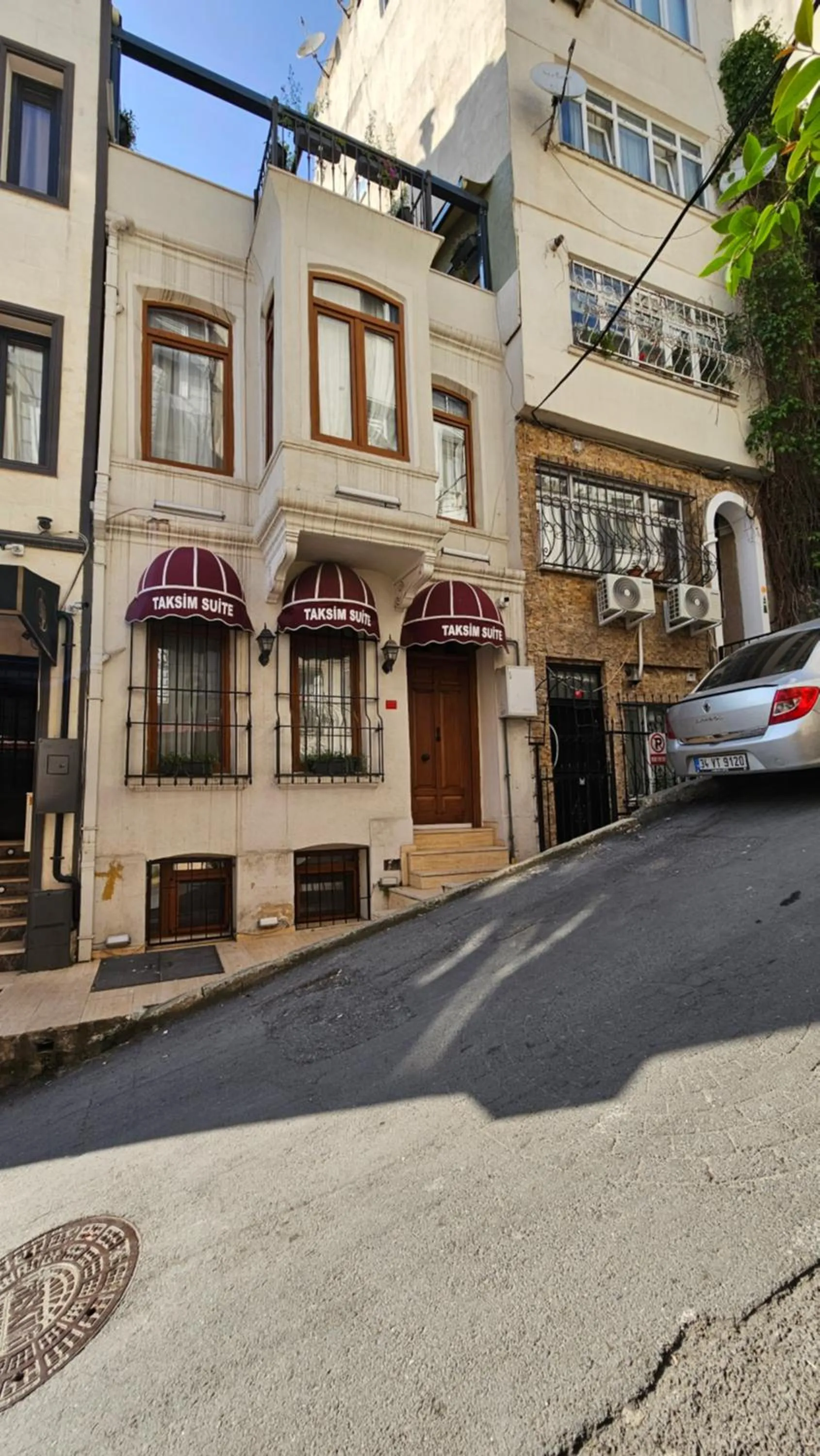 Property building in Taksim suıte