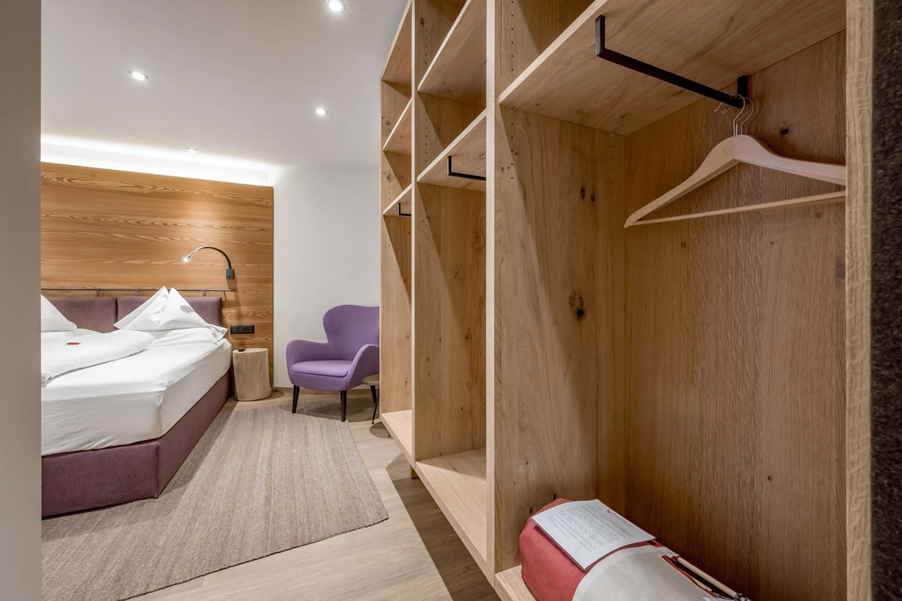 Bed in Chalet Silvretta Hotel & Spa