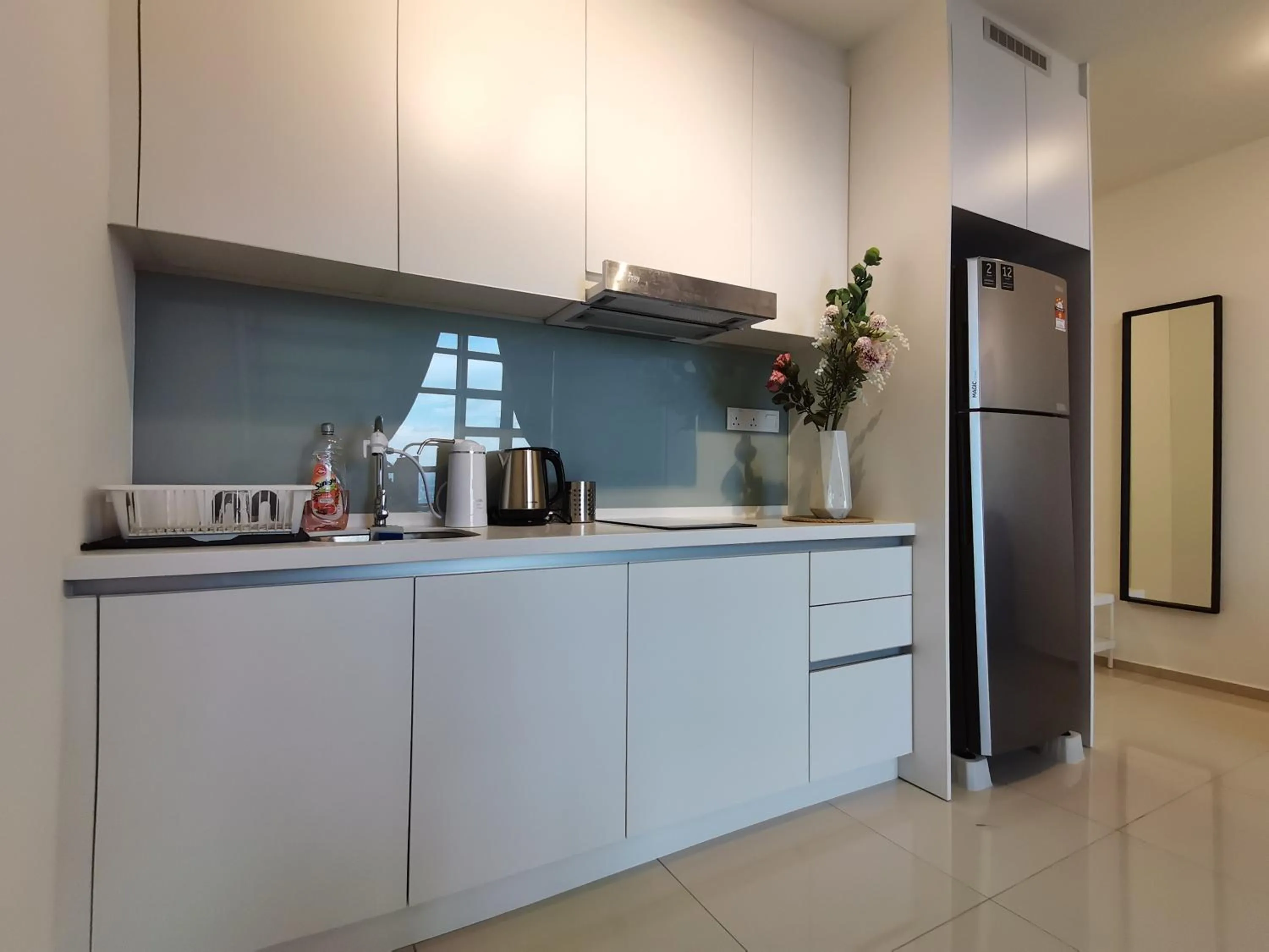 Kitchen or kitchenette in Eko Cheras Residences by De Space