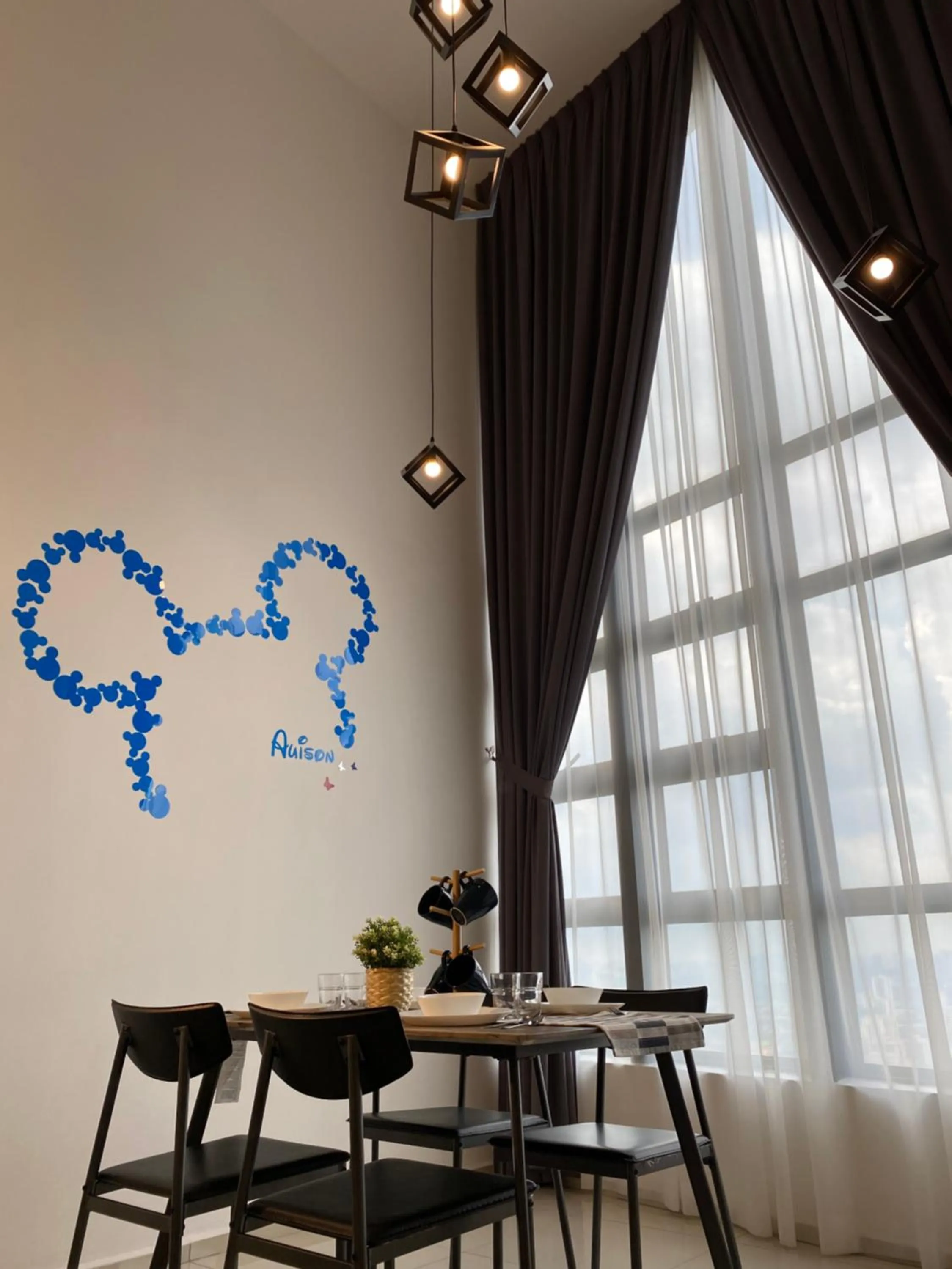 Dining area in Eko Cheras Residences by De Space