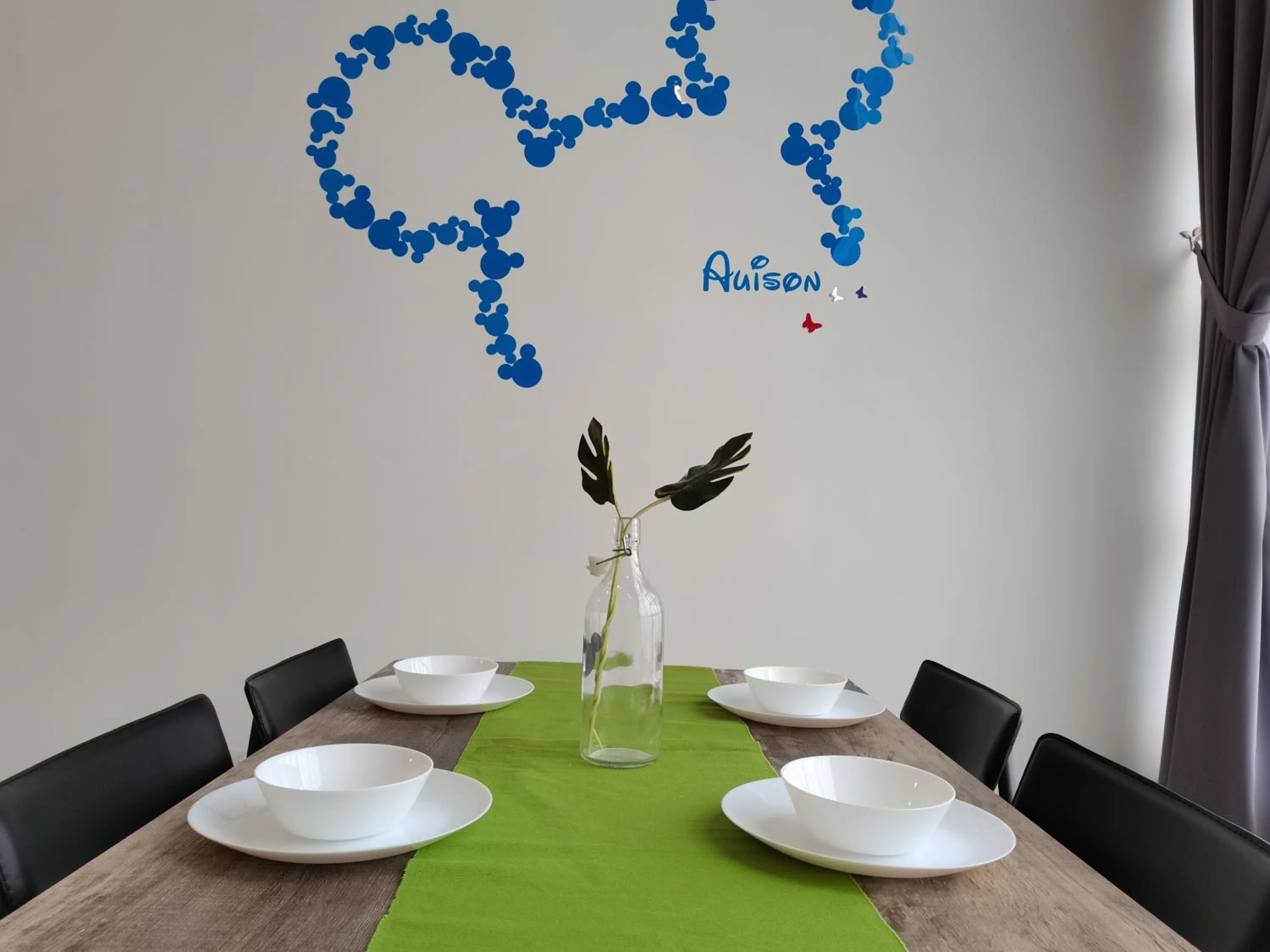 Dining area in Eko Cheras Residences by De Space