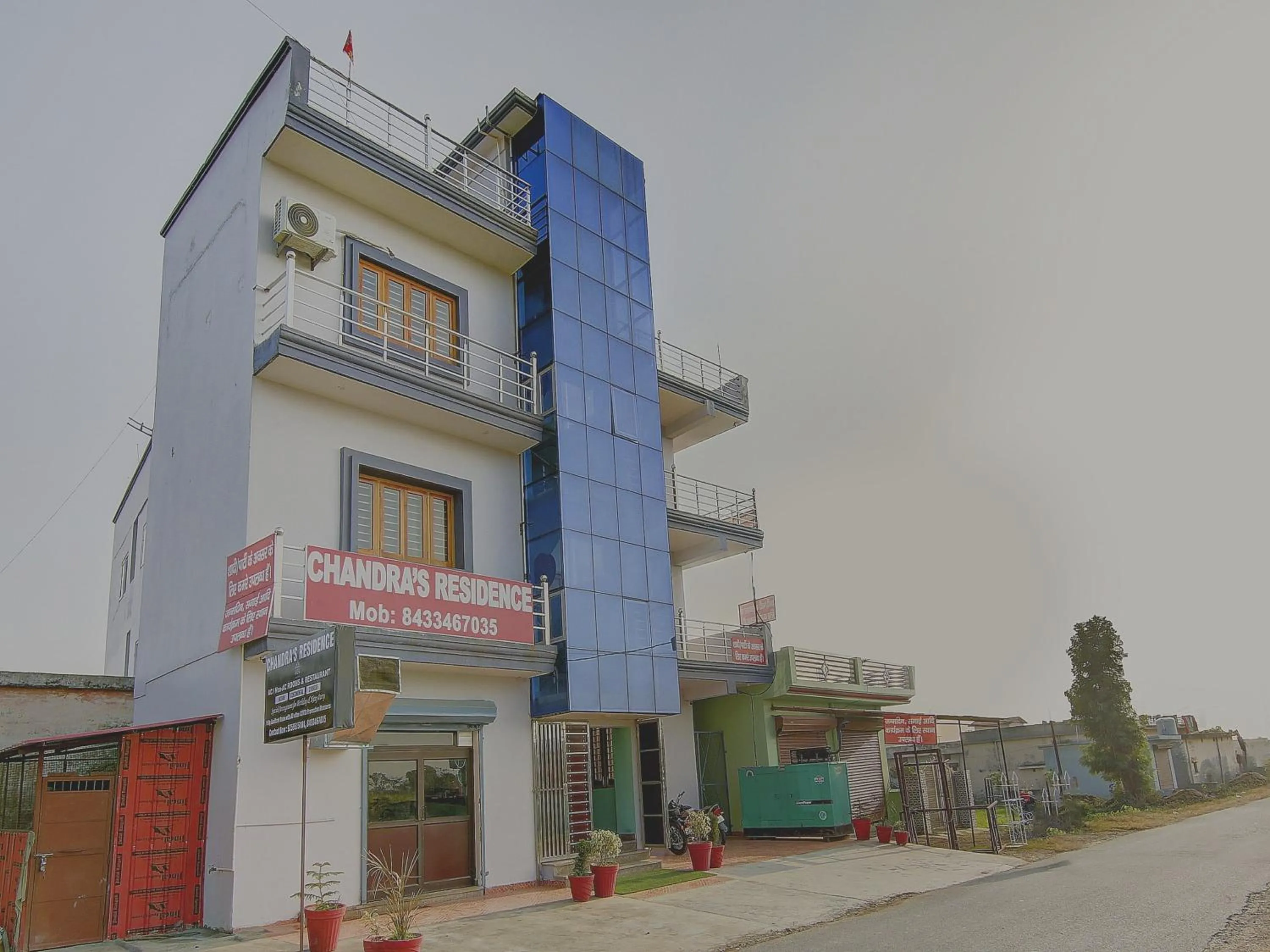 Facade/entrance in SPOT ON Chandra's Residence