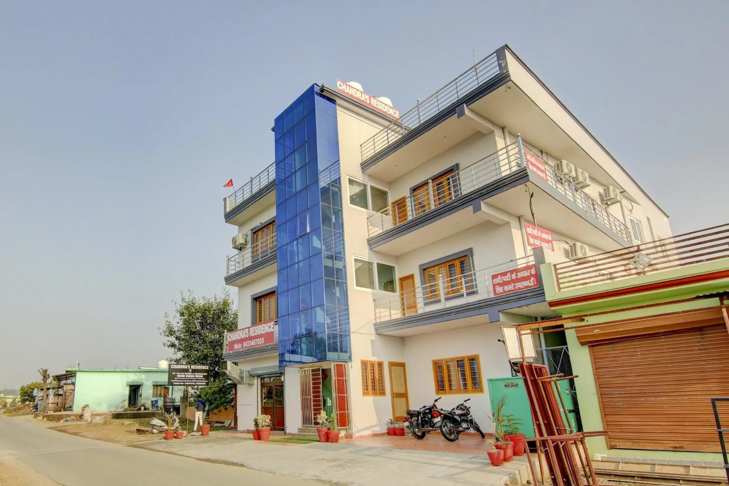 Facade/entrance in SPOT ON Chandra's Residence