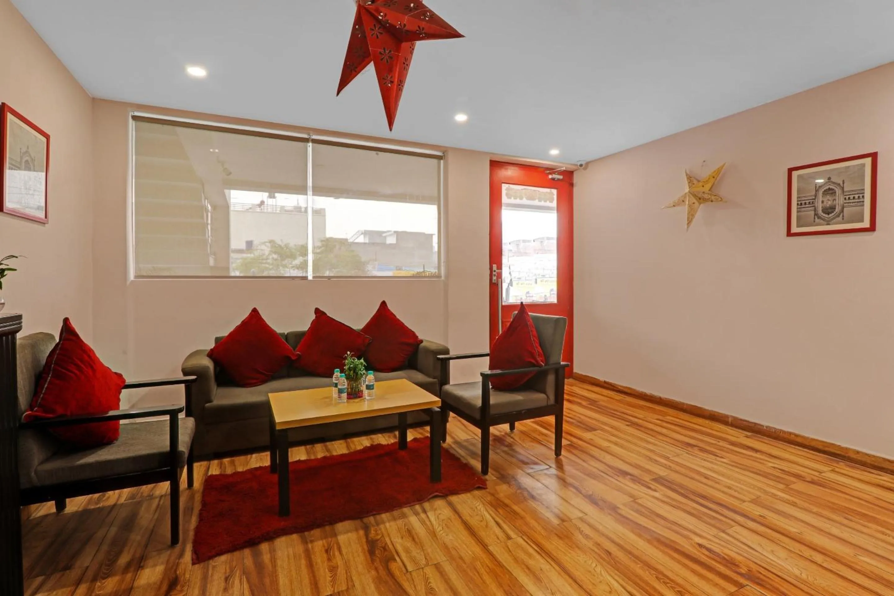 Lobby or reception in Townhouse The Shubham