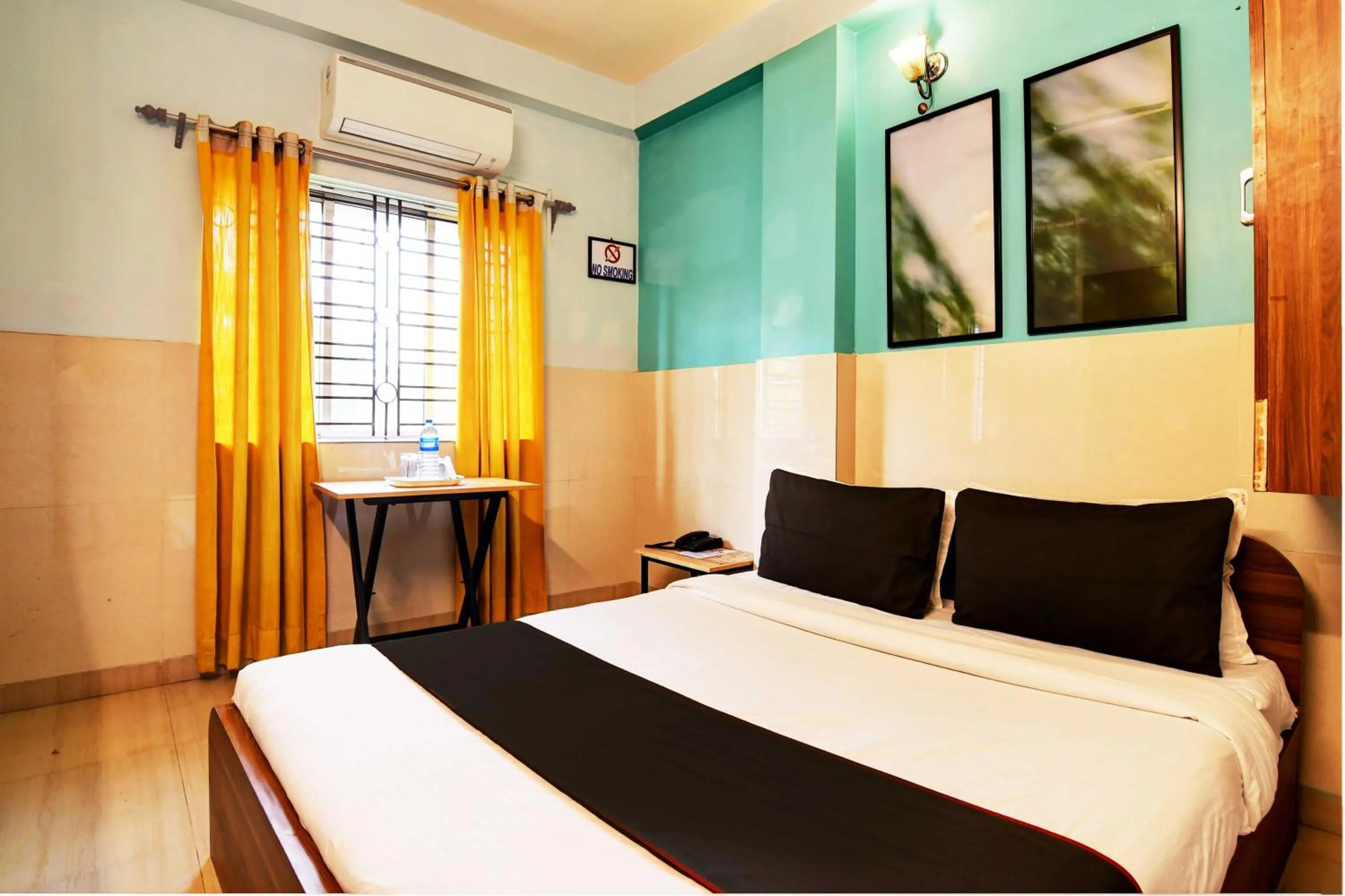 Bedroom, Bed in Super Hotel O New KOLKATA HOTEL