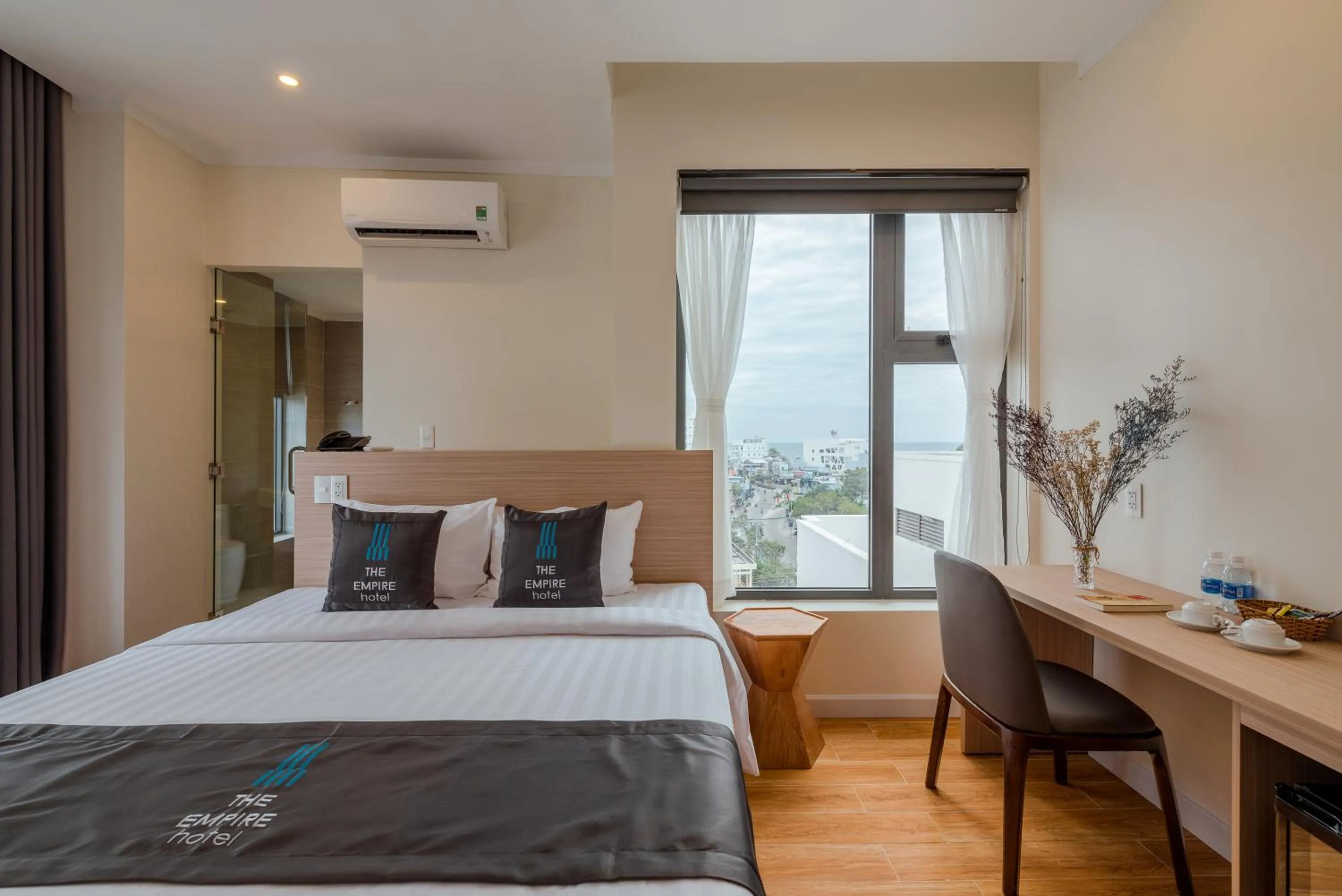 Bed in The Empire Hotel