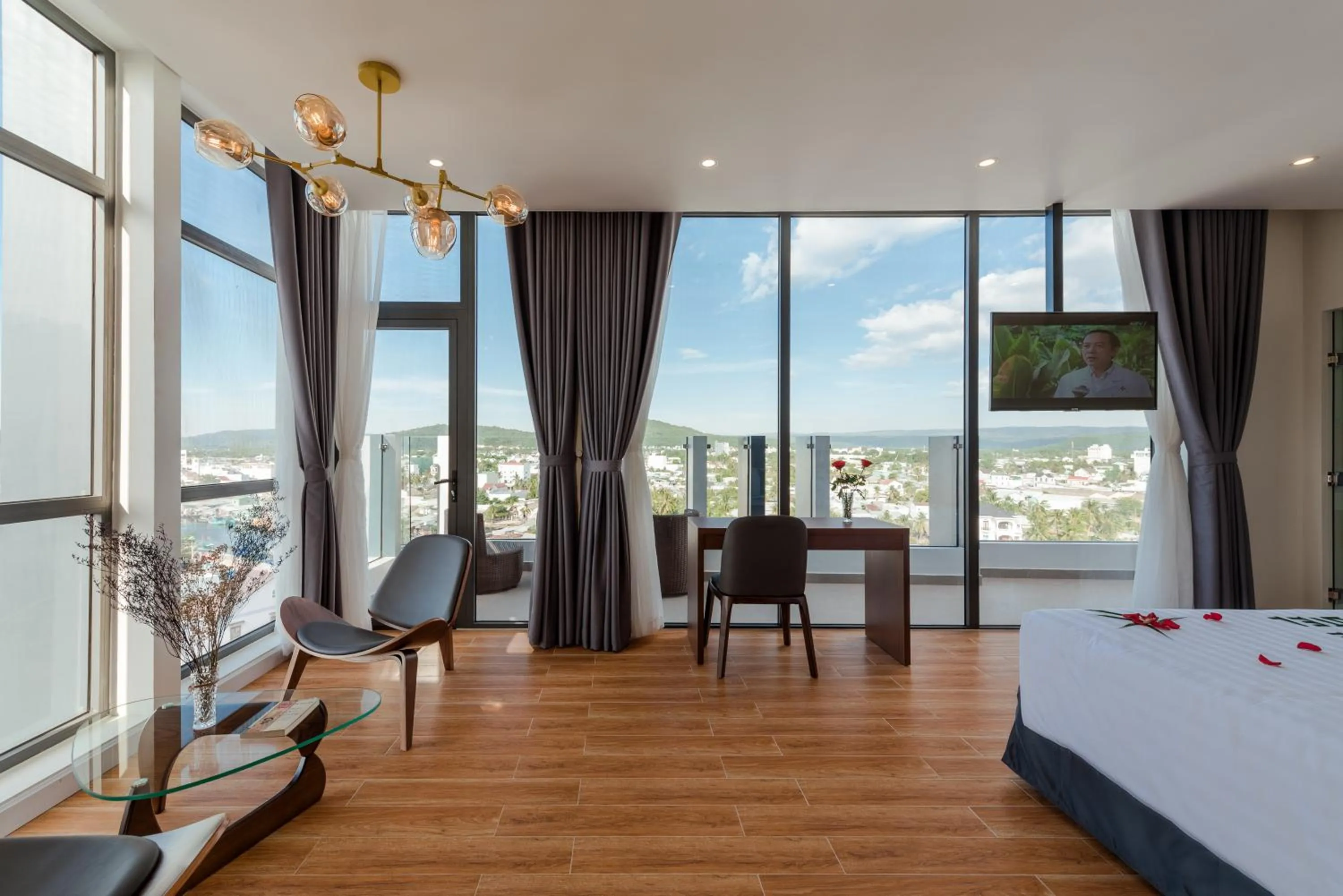 Bed in The Empire Hotel