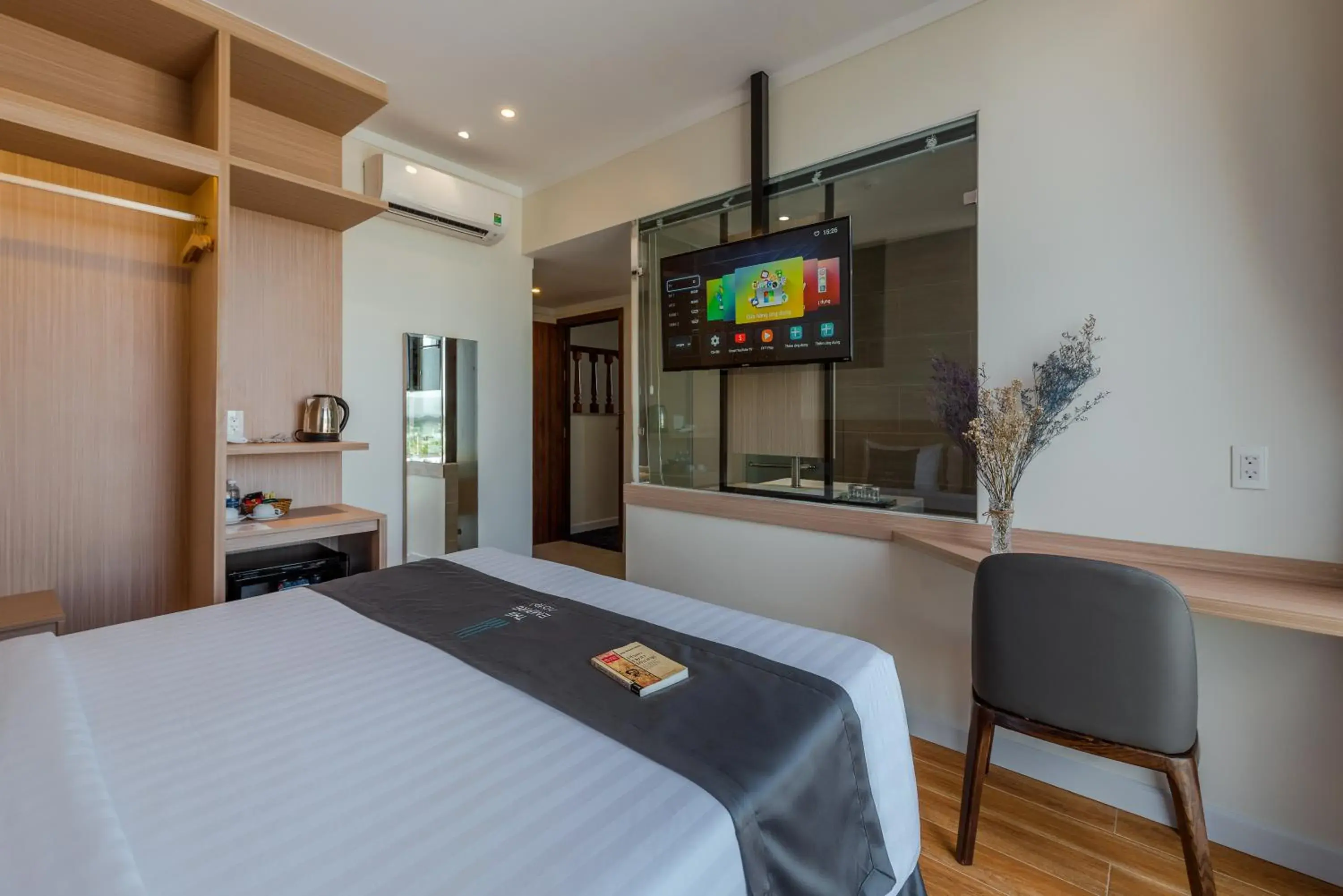 Deluxe Double Room in The Empire Hotel Deluxe Double Room in The Empire Hotel