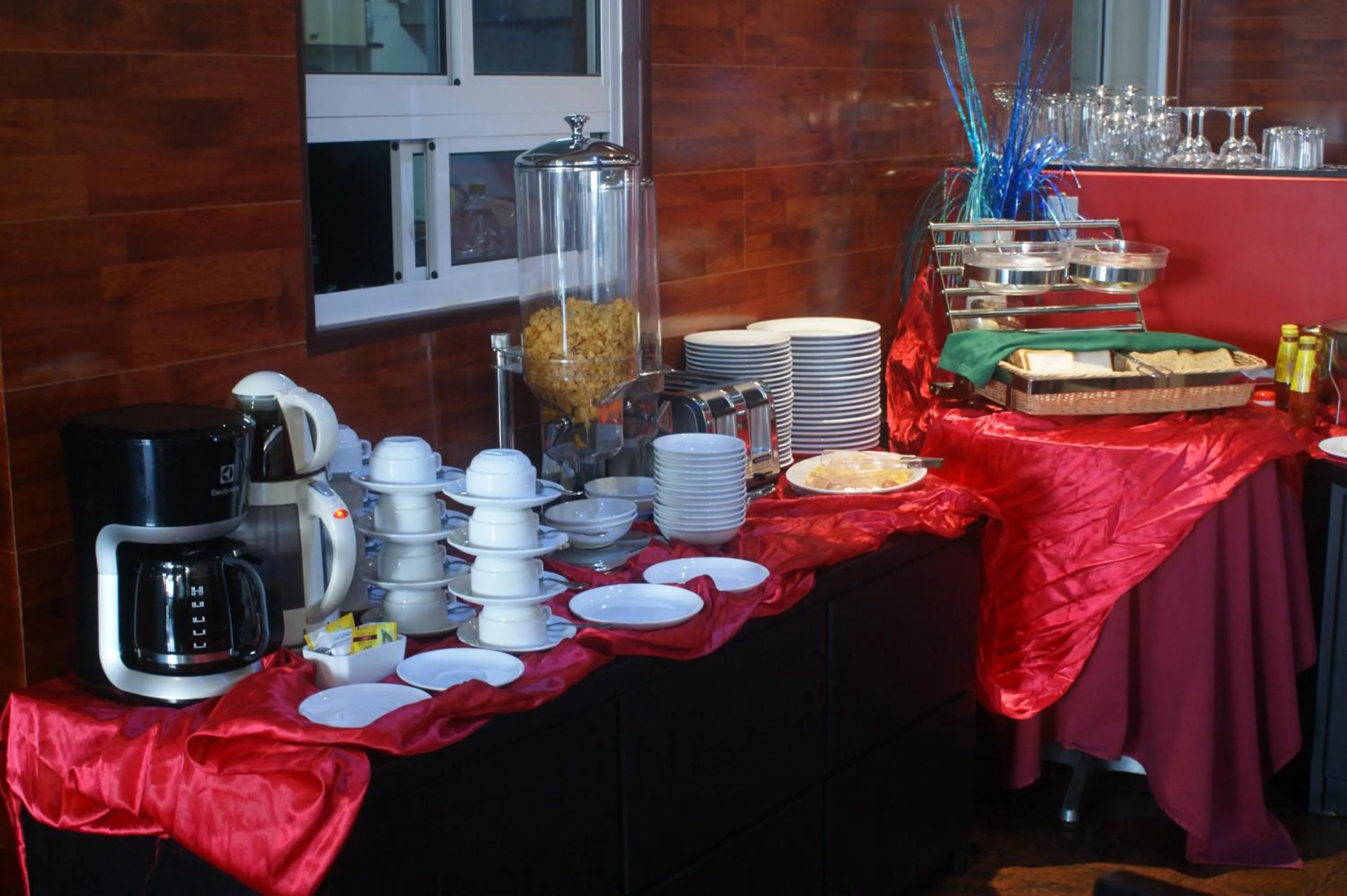 Continental breakfast in Rivethi Beach