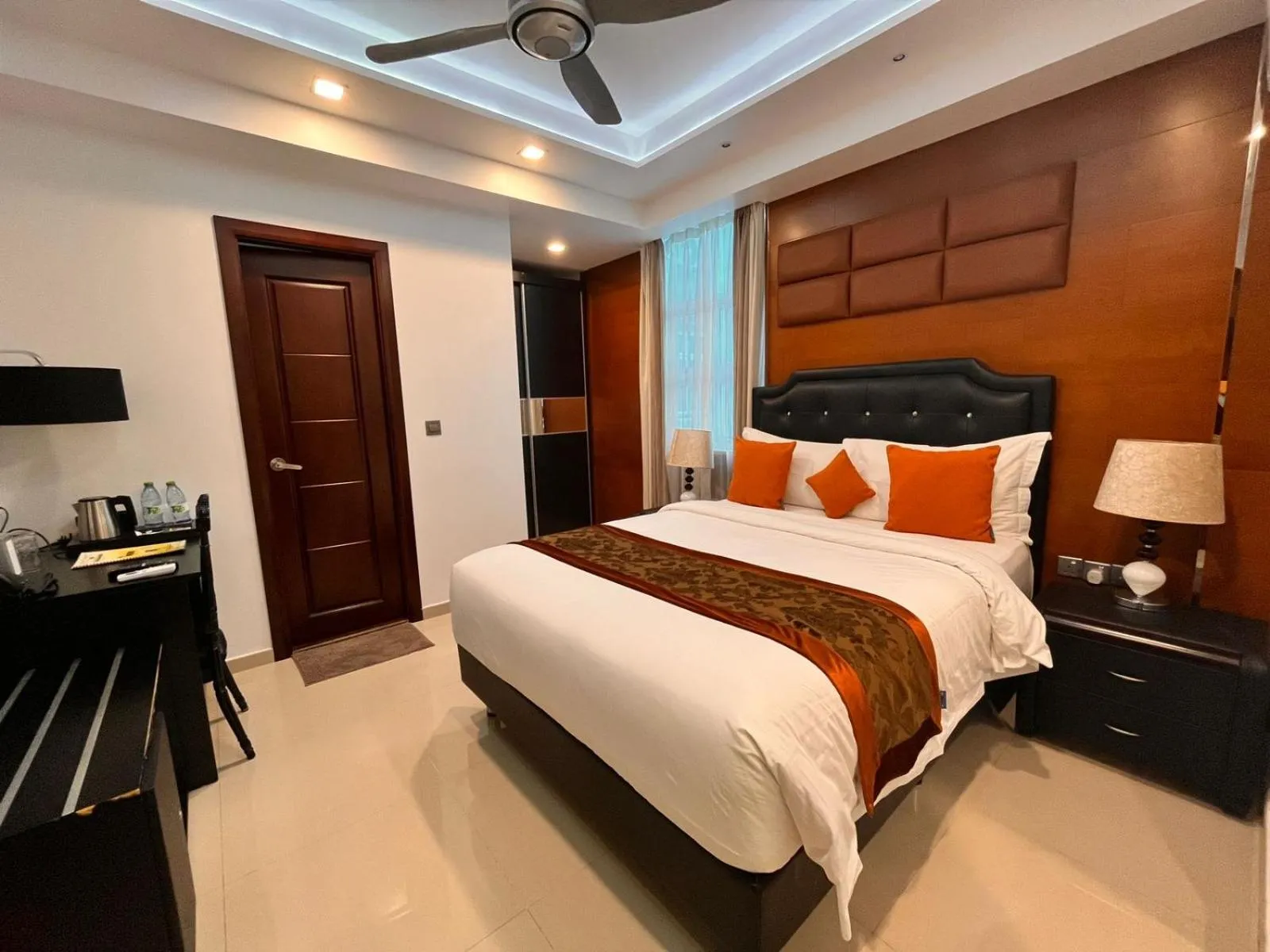 Bedroom, Bed in Rivethi Beach