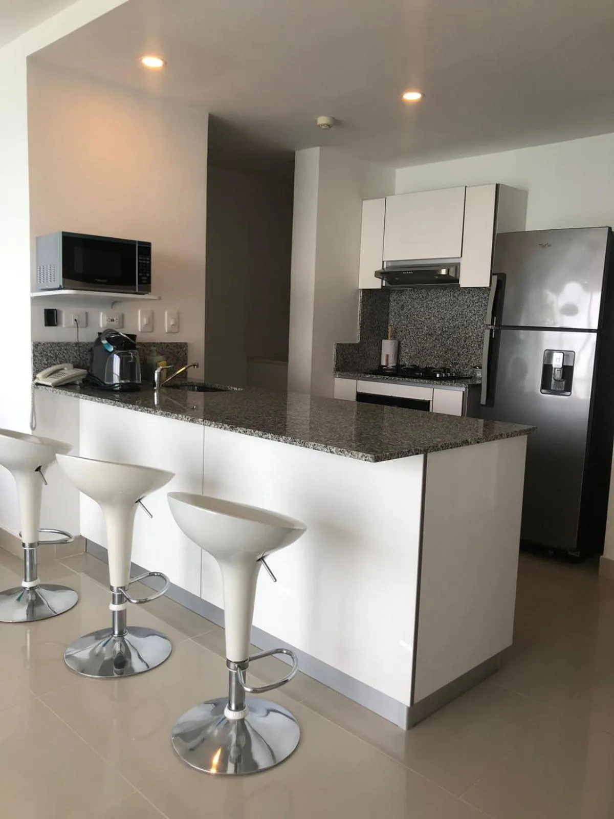 Kitchen or kitchenette in Apartamentos frente al mar en Morros City