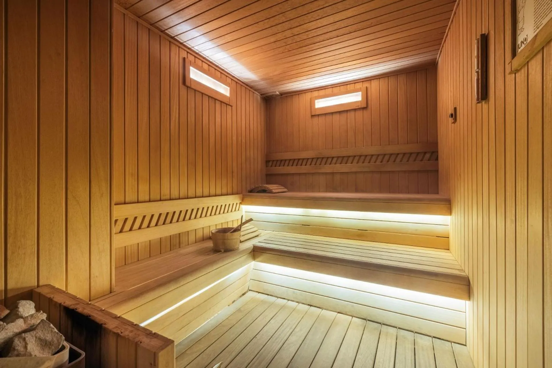 Grand Sapphire City Hotel