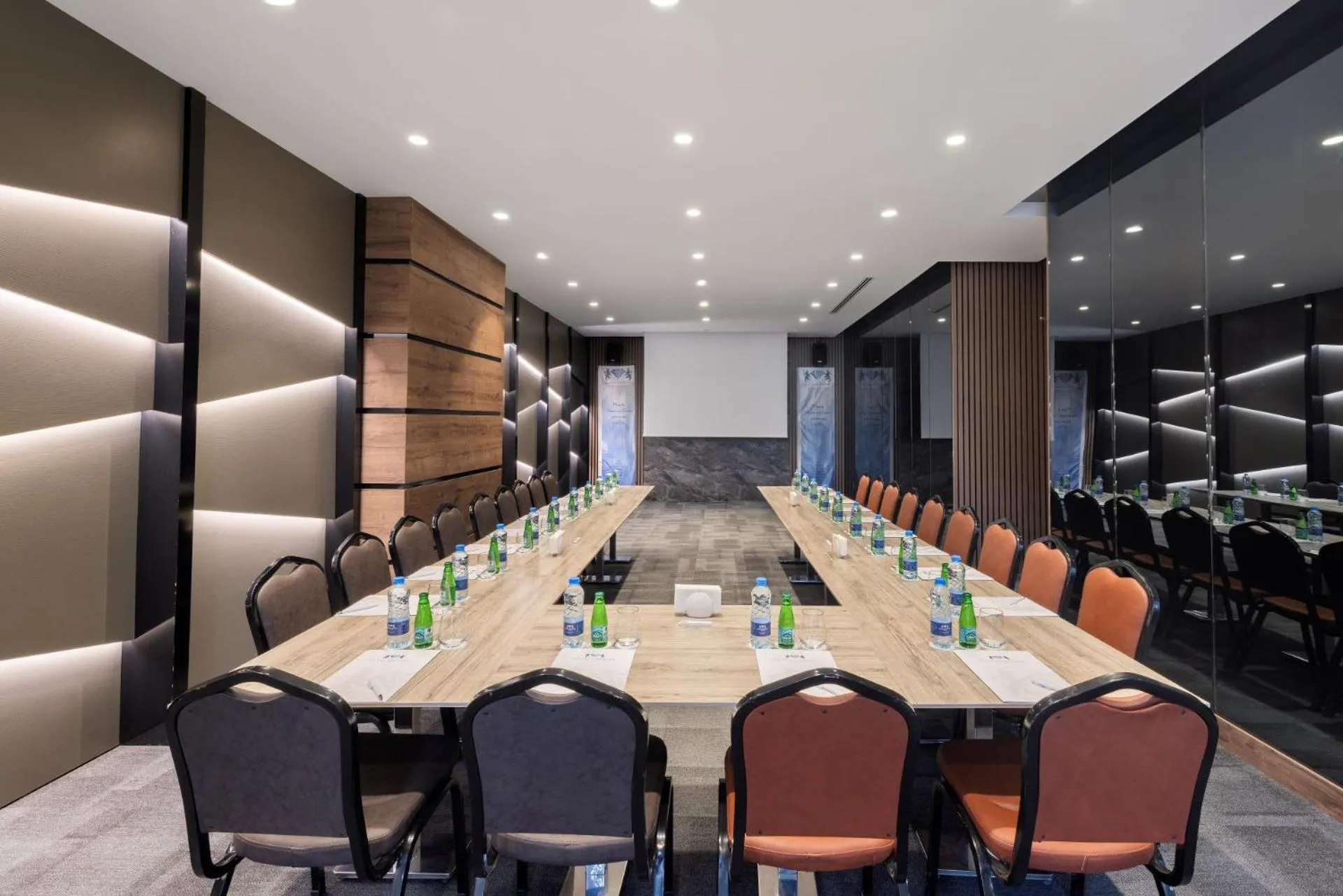 Grand Sapphire City Hotel