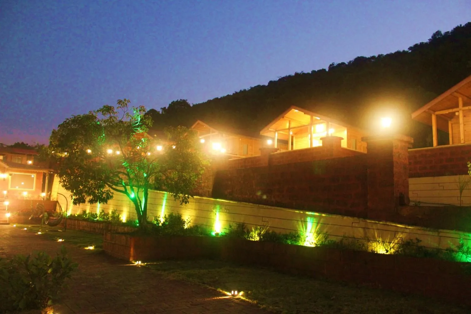 Property building in Oxygen Resorts Mahabaleshwar