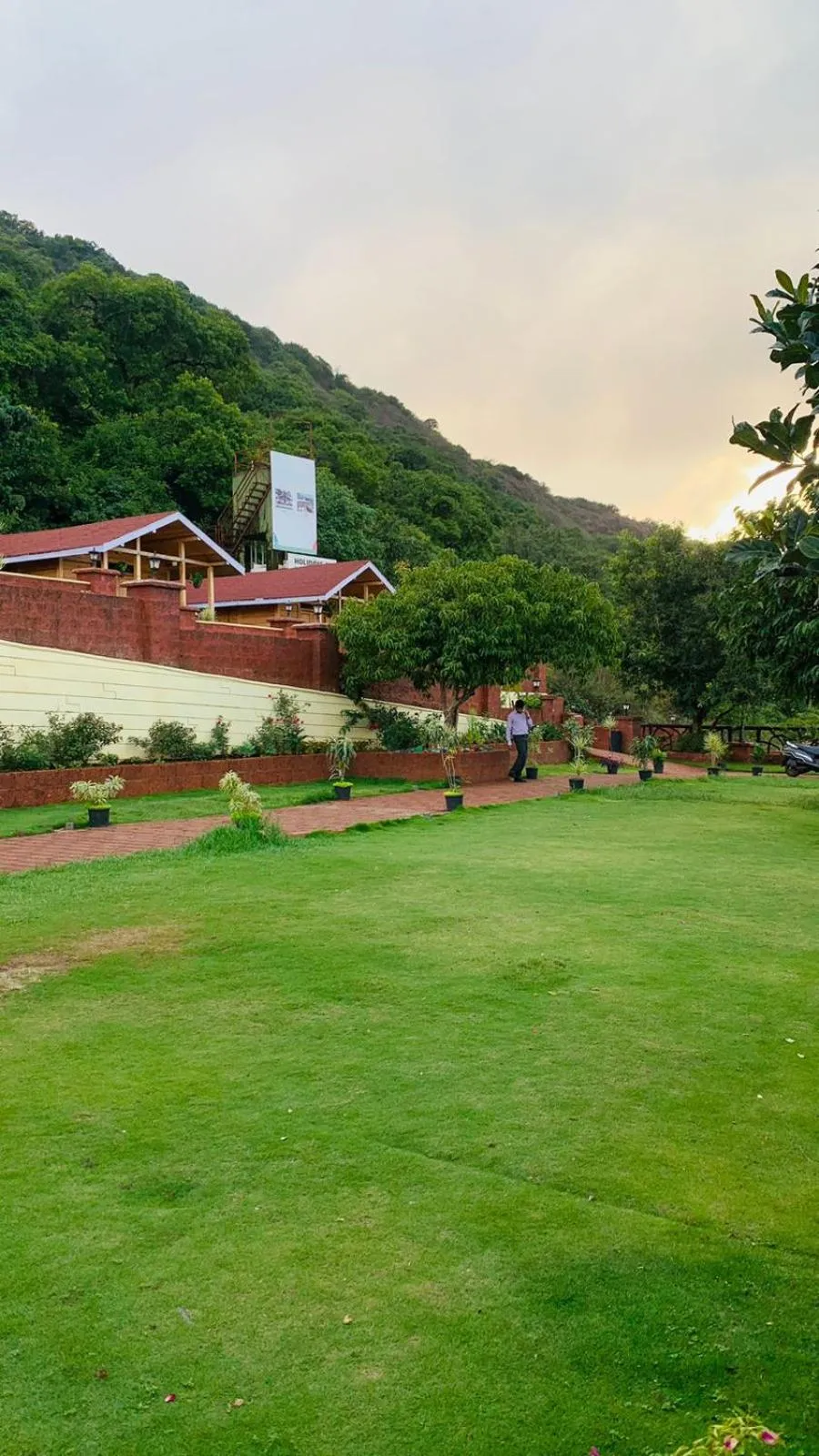 Oxygen Resorts Mahabaleshwar