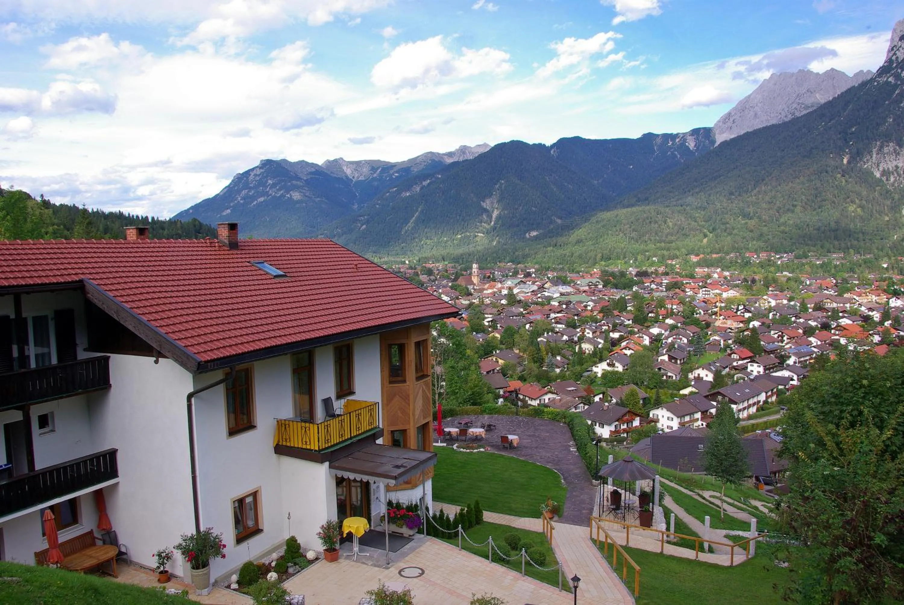 View (from property/room) in Hotel-Garni Drachenburg