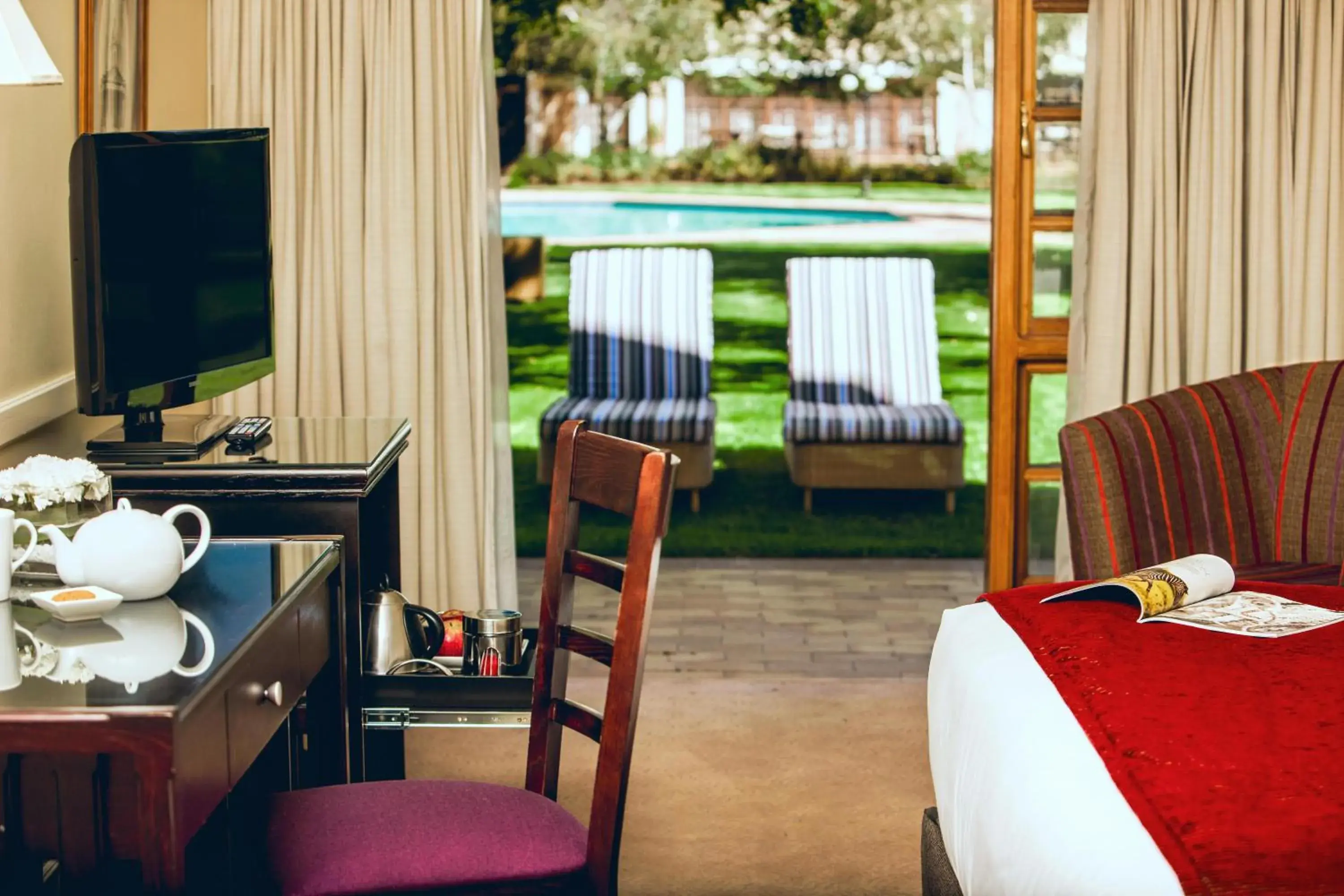 Standard Twin Room Non Smoking in Southern Sun Bloemfontein Standard Twin Room Non Smoking in Southern Sun Bloemfontein