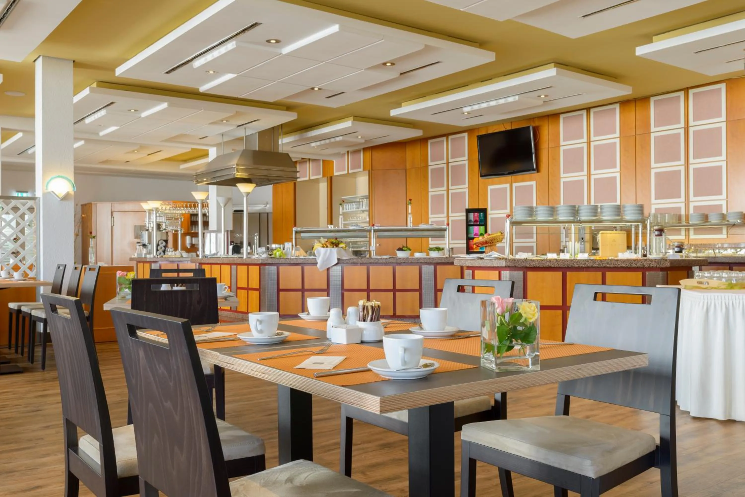 Restaurant/places to eat in Best Western Plus Hotel Am Schlossberg