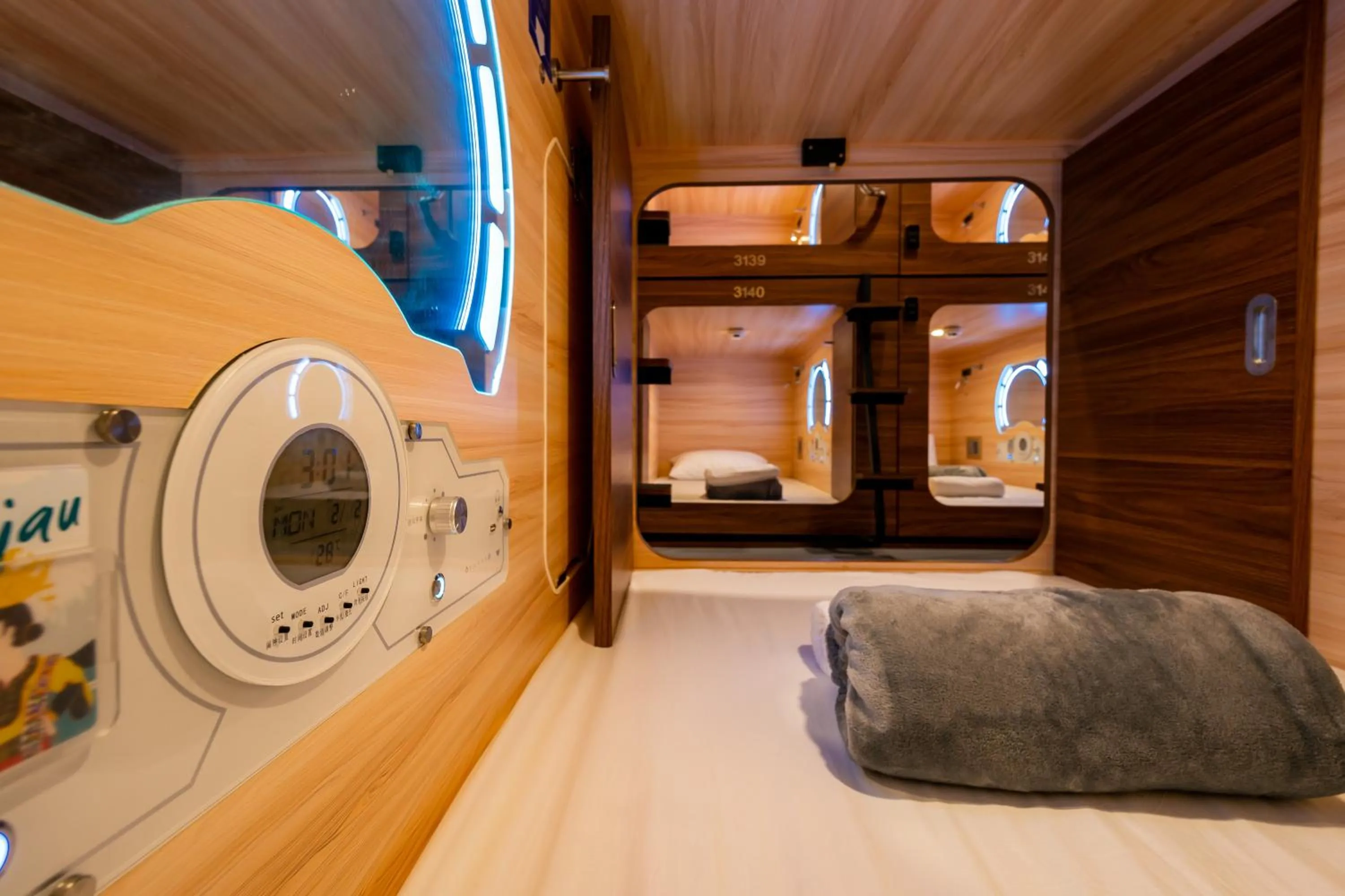 Bed in Jpod Capsule Hotel