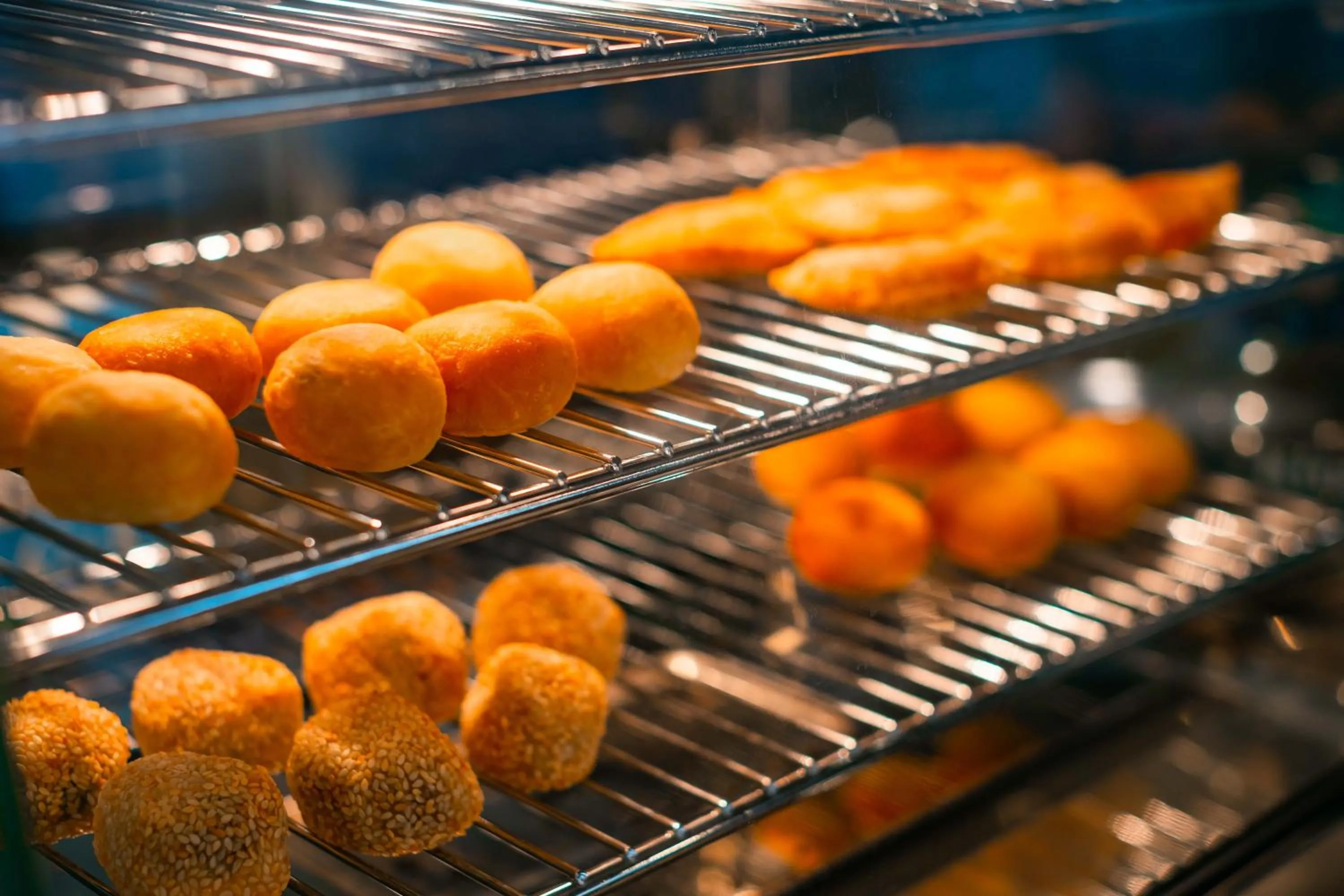 Restaurant/places to eat in Jpod Capsule Hotel