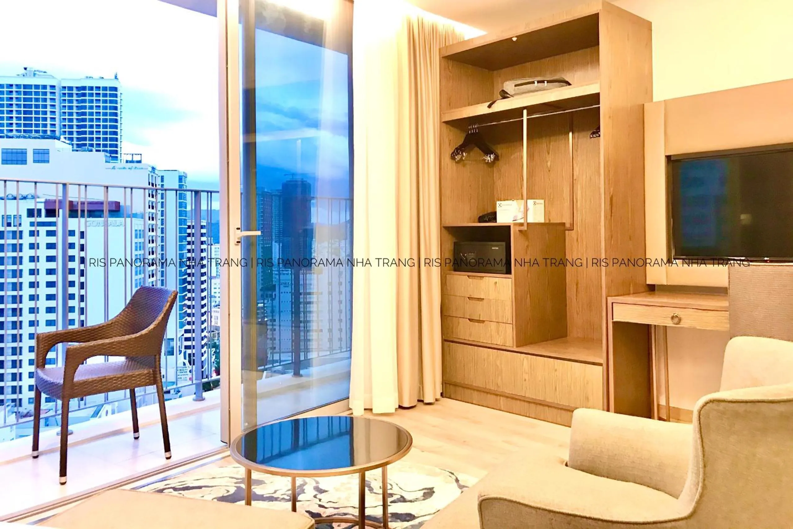 RIS Panorama Condotel