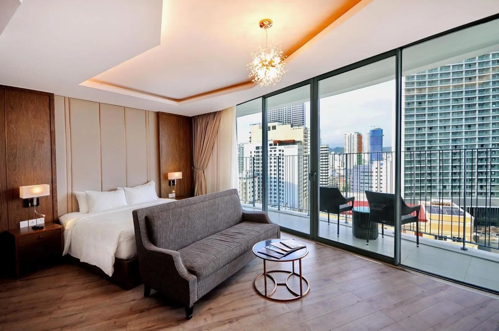 RIS Panorama Condotel