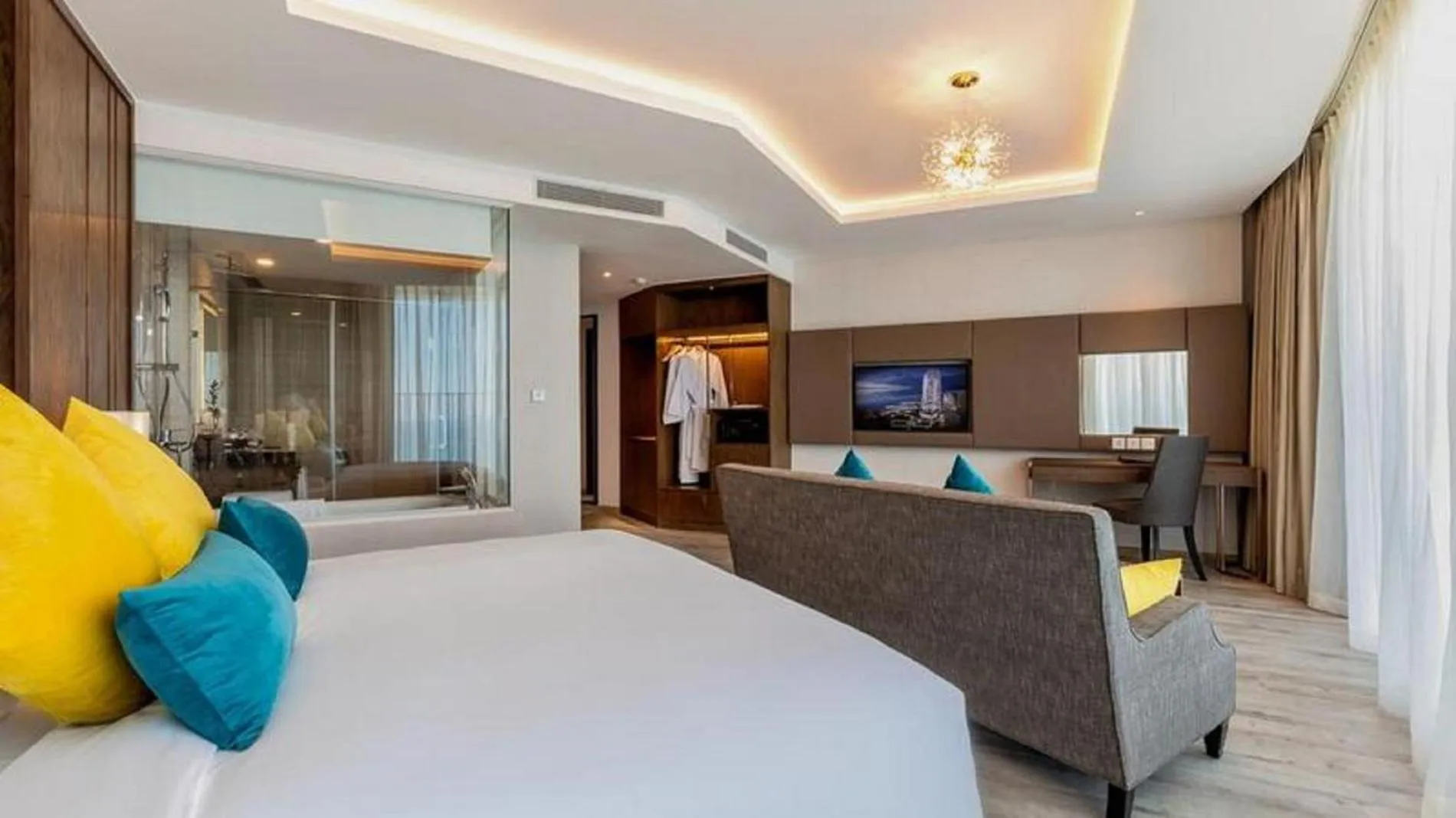 Bed in RIS Panorama Condotel