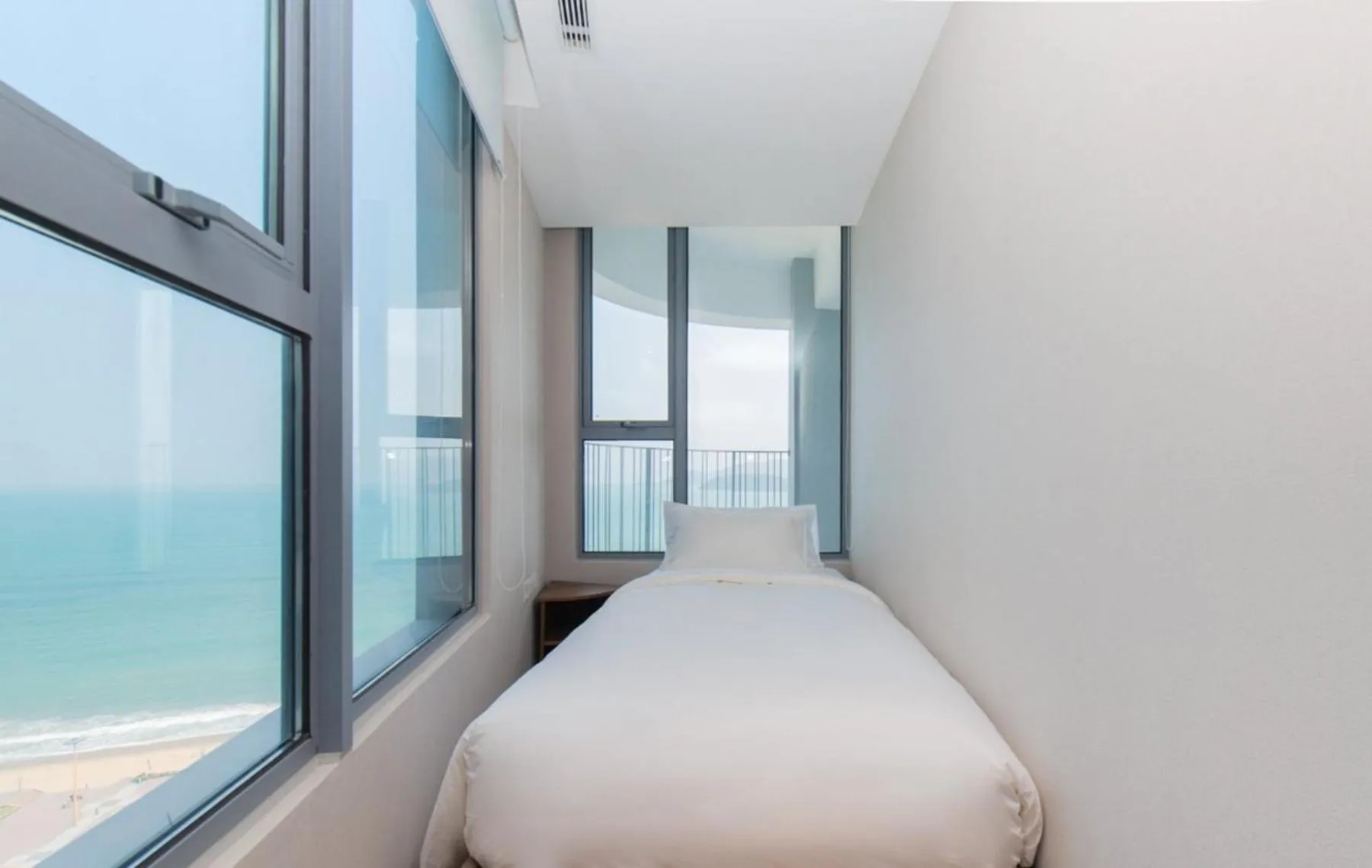 Bed in RIS Panorama Condotel