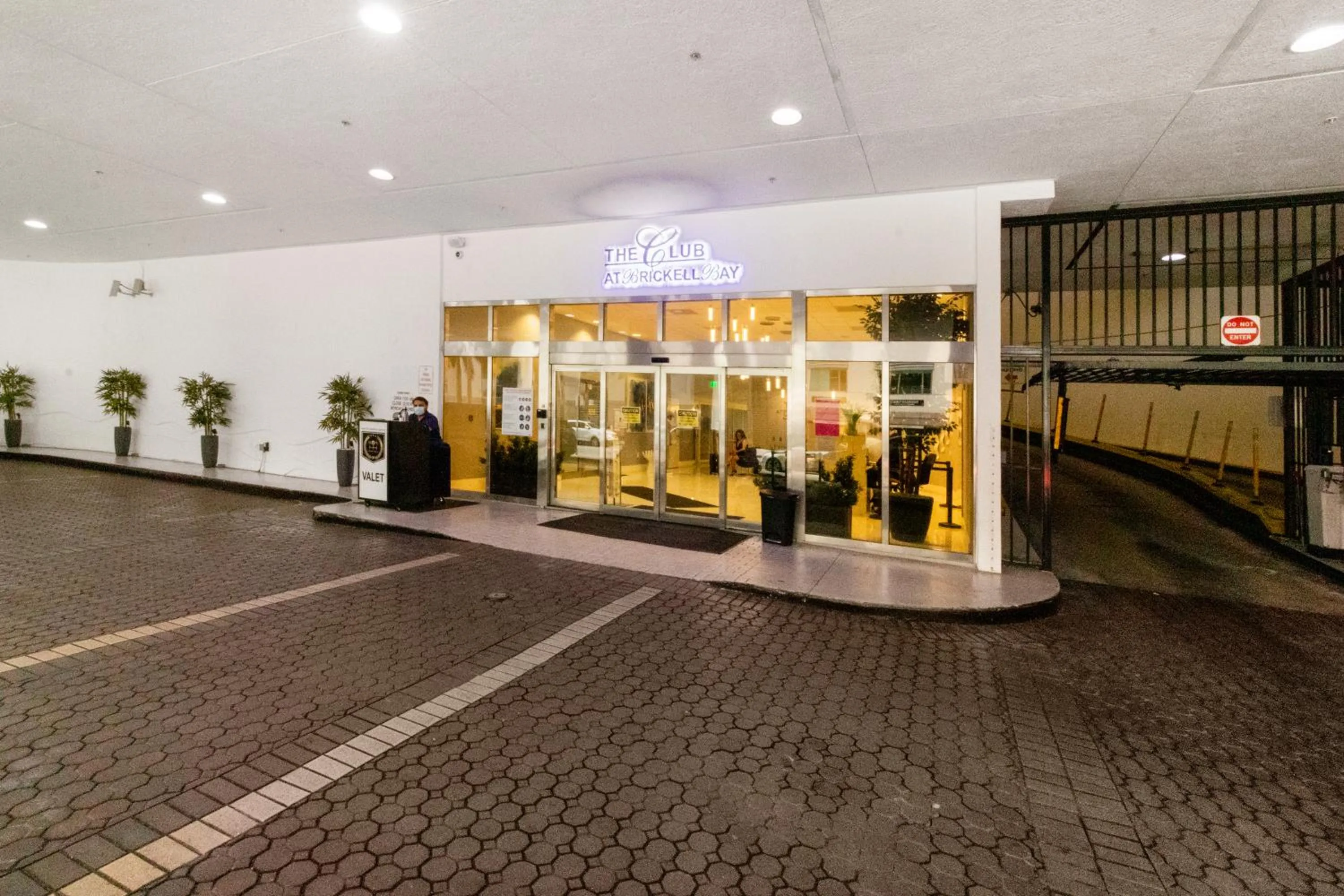 Elite Brickell Studio on the Bay