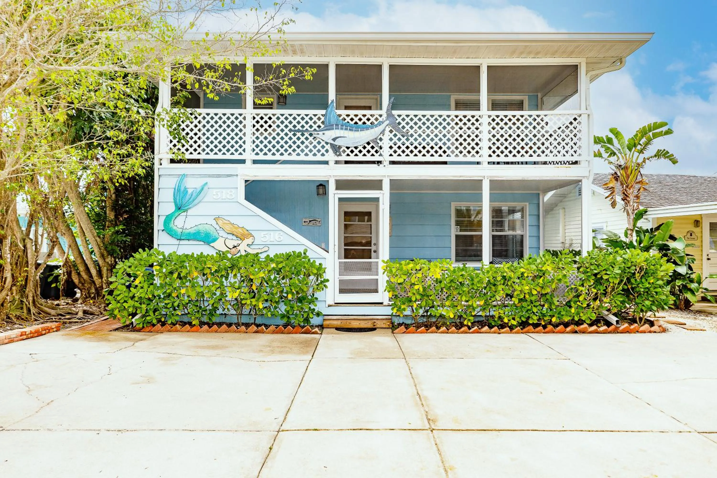 Street view in Siesta Key Island Rentals