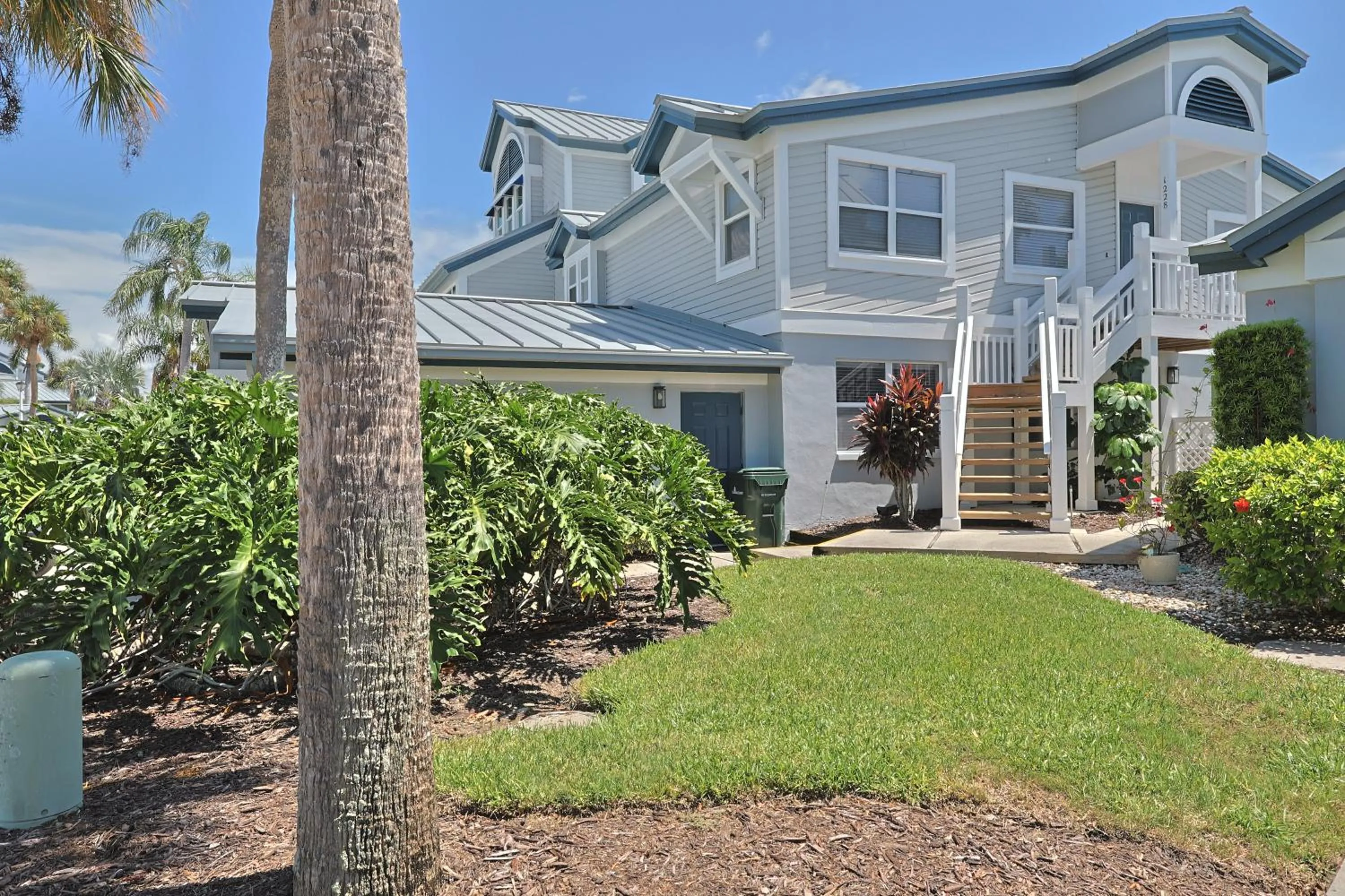 Garden in Siesta Key Island Rentals