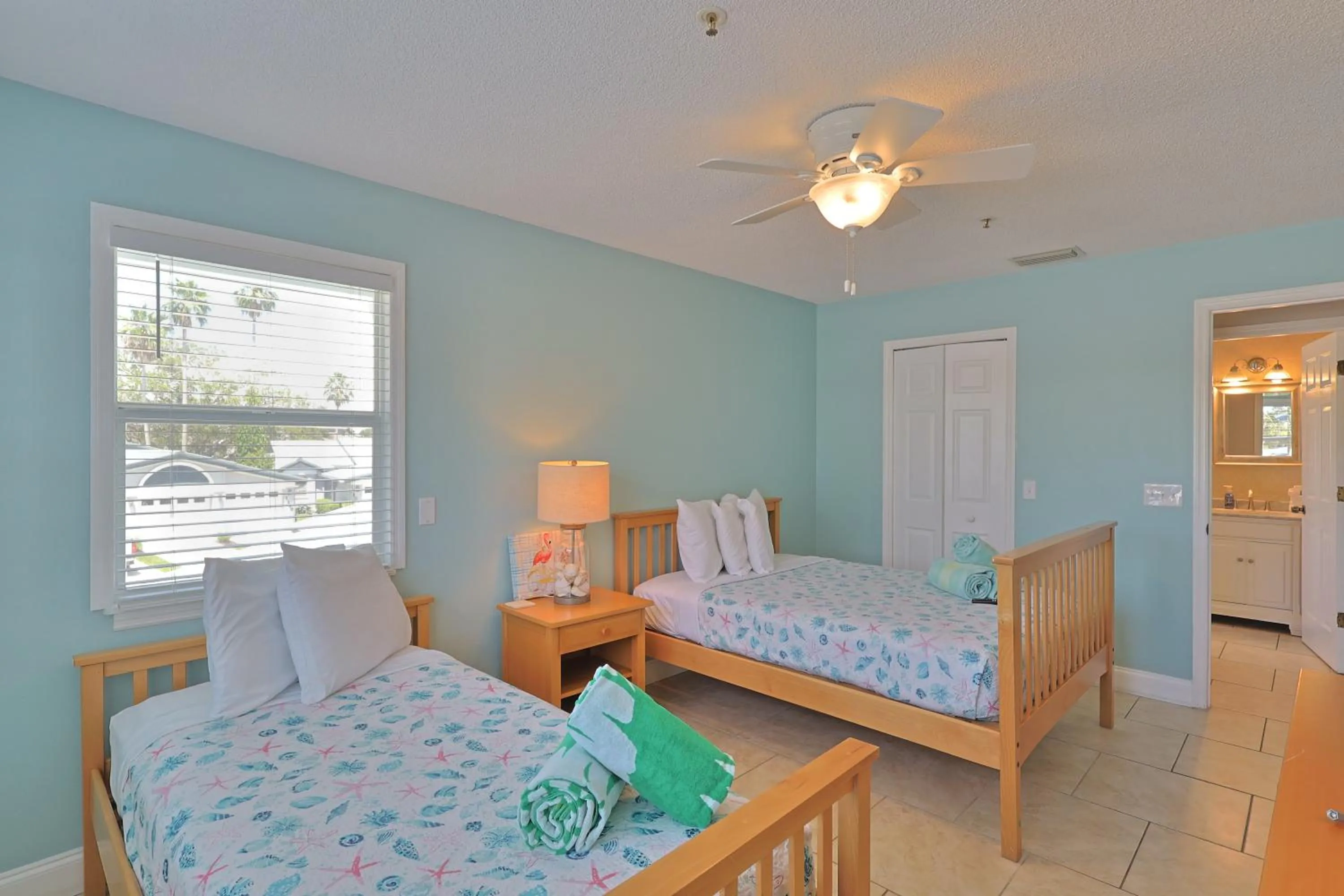 Bedroom, Bed in Siesta Key Island Rentals