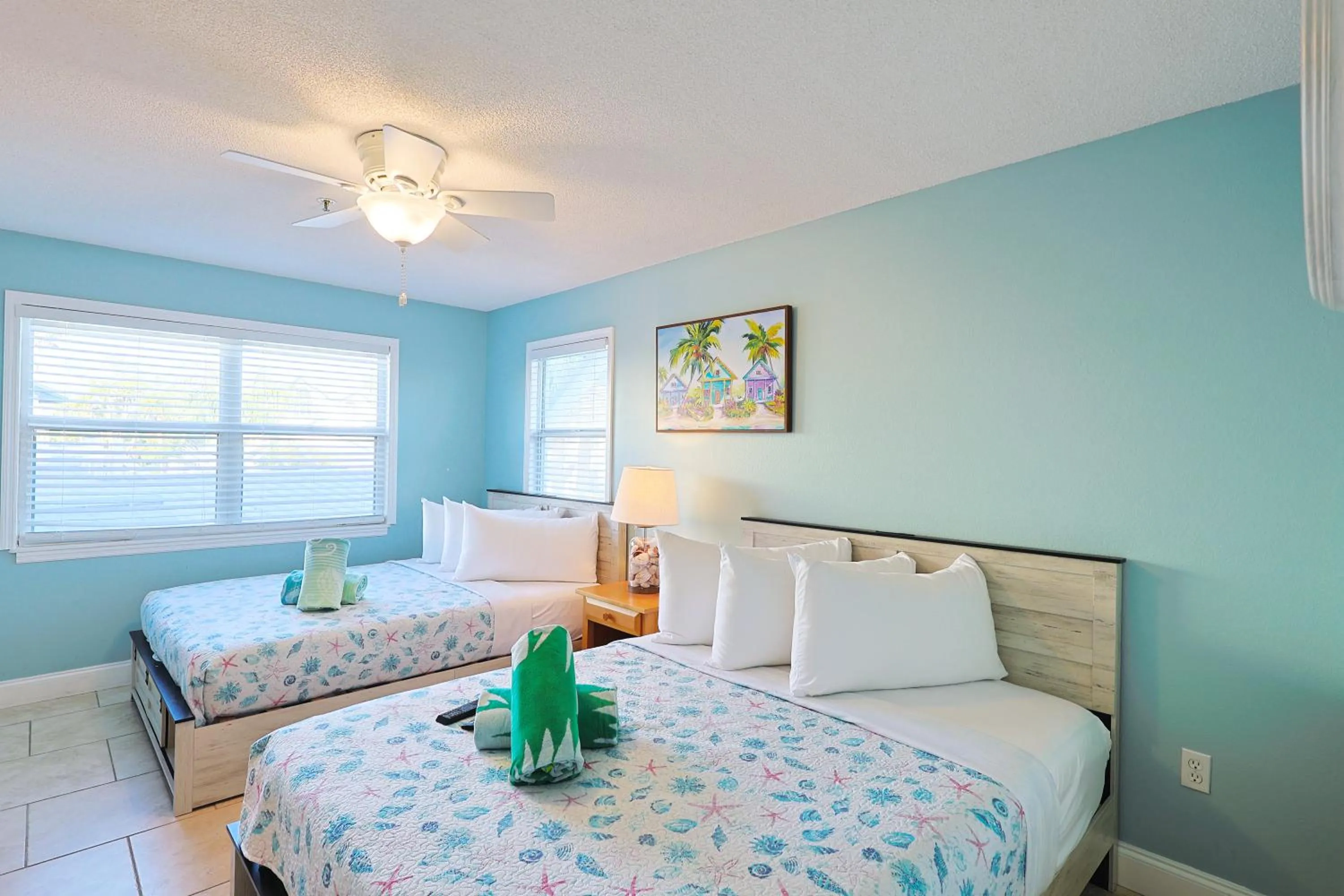 Bedroom, Bed in Siesta Key Island Rentals